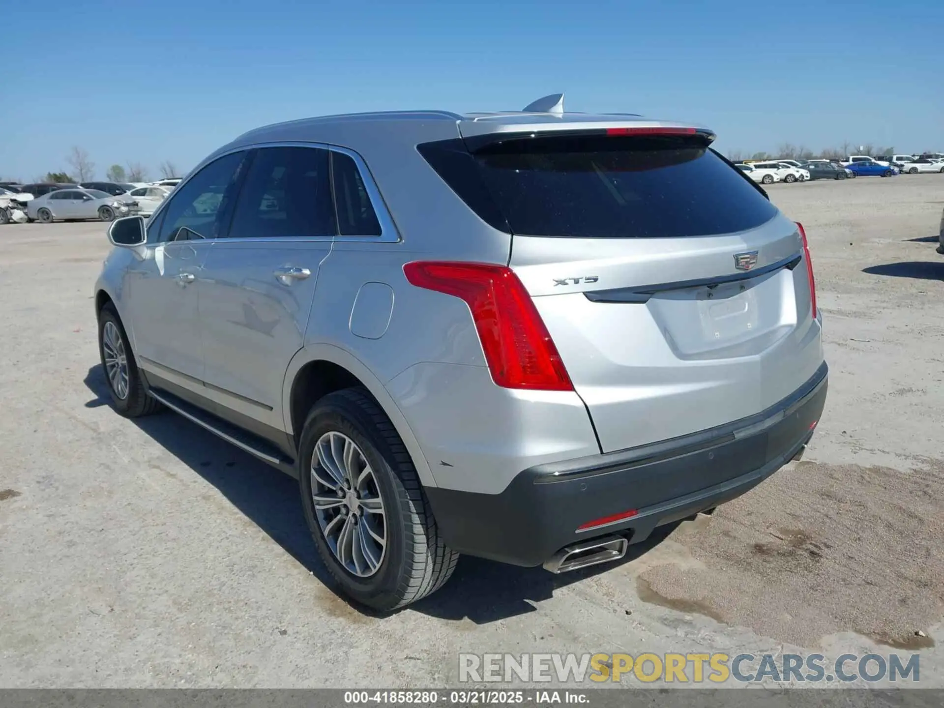3 Photograph of a damaged car 1GYKNCRS3KZ100411 CADILLAC XT5 2019