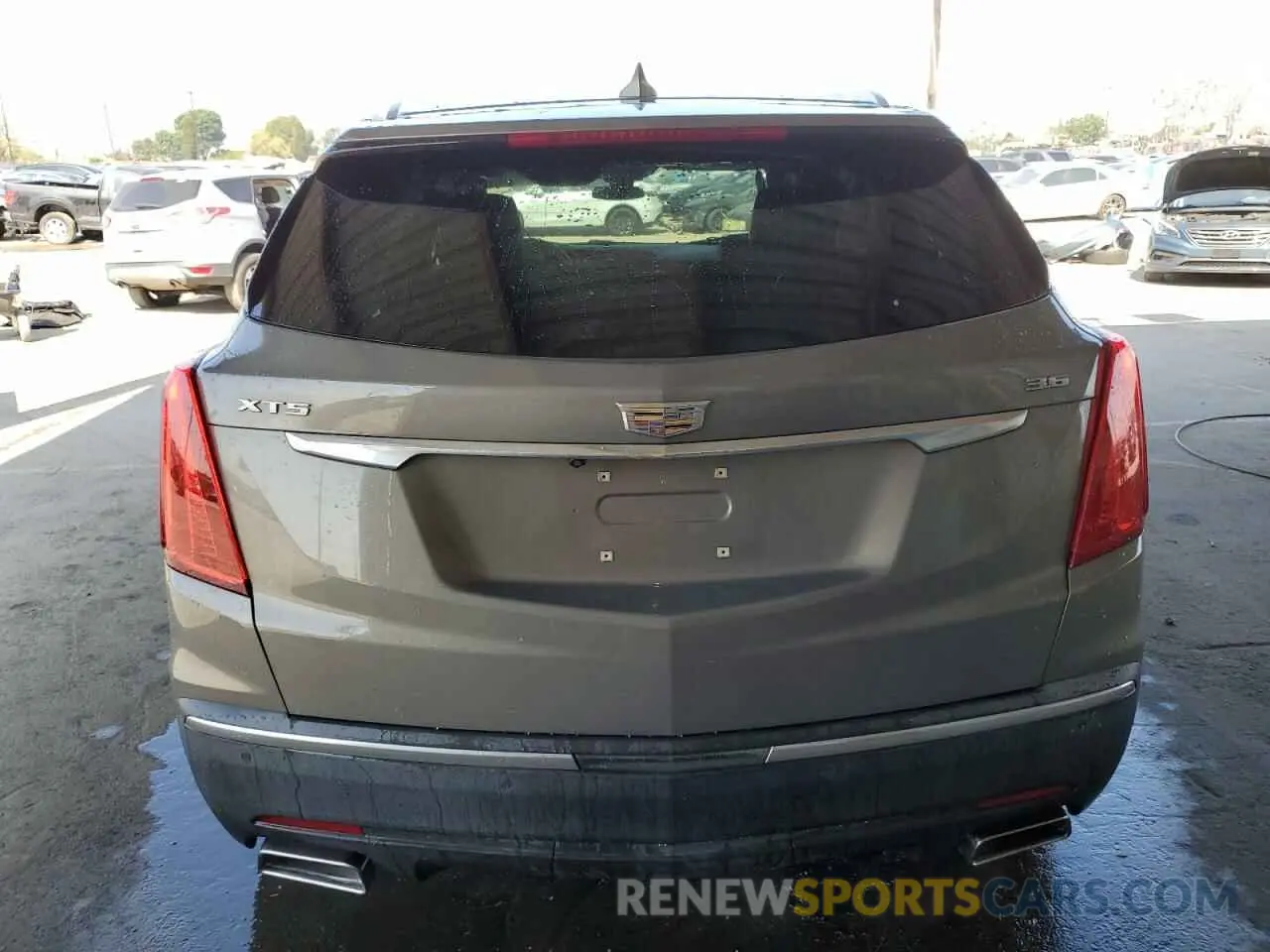 6 Photograph of a damaged car 1GYKNCRS4KZ221304 CADILLAC XT5 2019