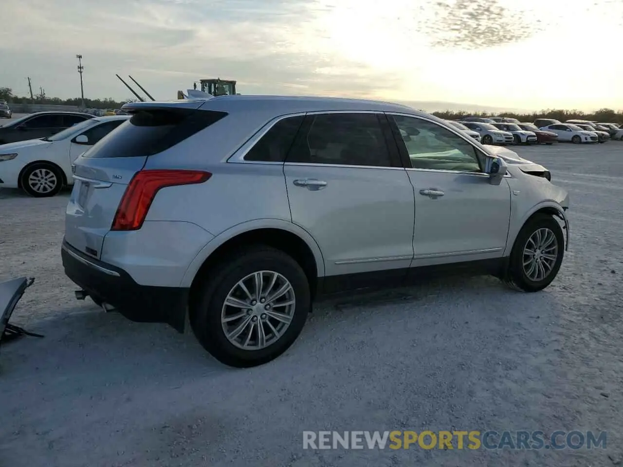 3 Photograph of a damaged car 1GYKNCRS5KZ203295 CADILLAC XT5 2019