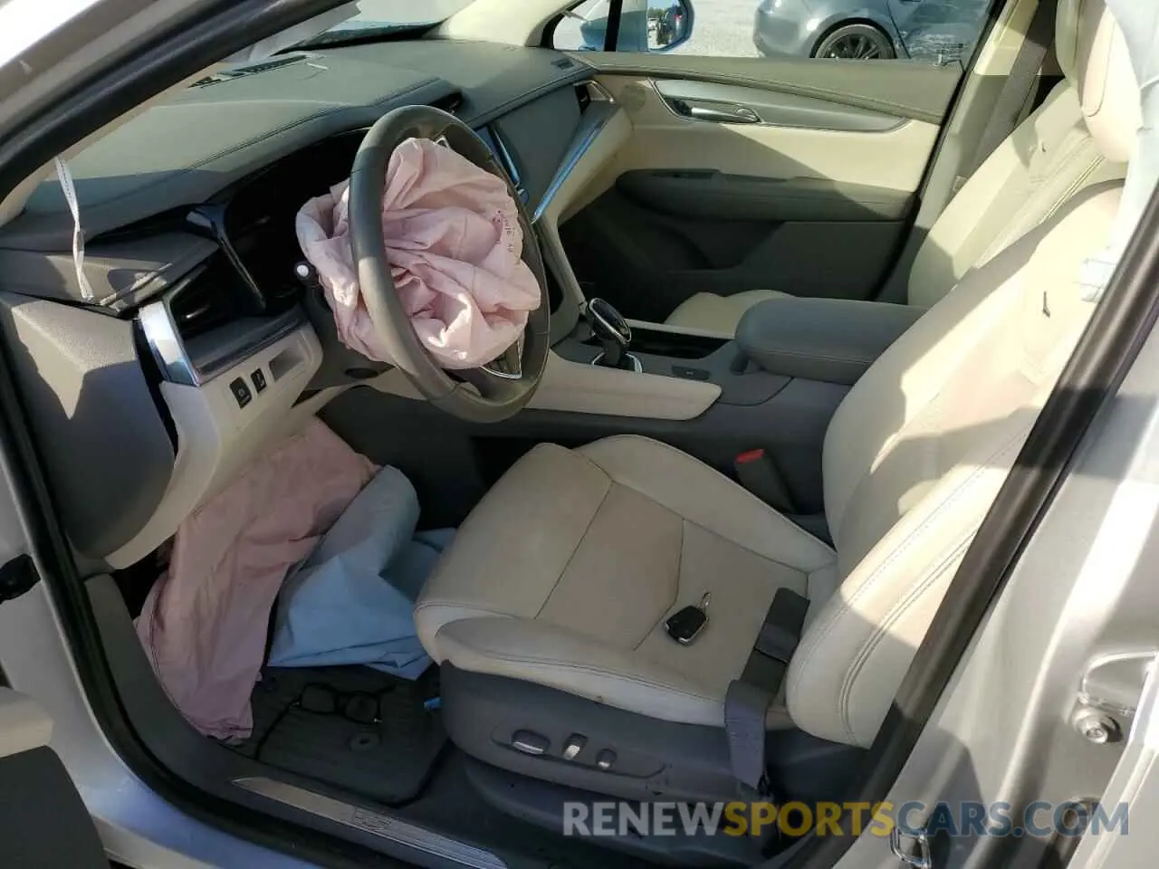 7 Photograph of a damaged car 1GYKNCRS5KZ203295 CADILLAC XT5 2019