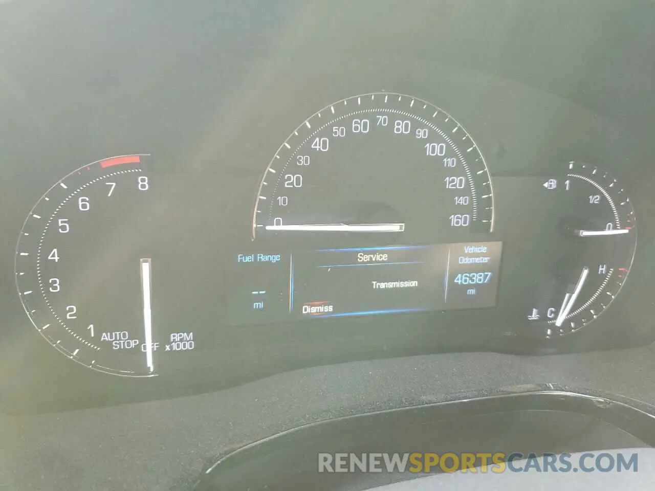 9 Photograph of a damaged car 1GYKNCRS5KZ203295 CADILLAC XT5 2019
