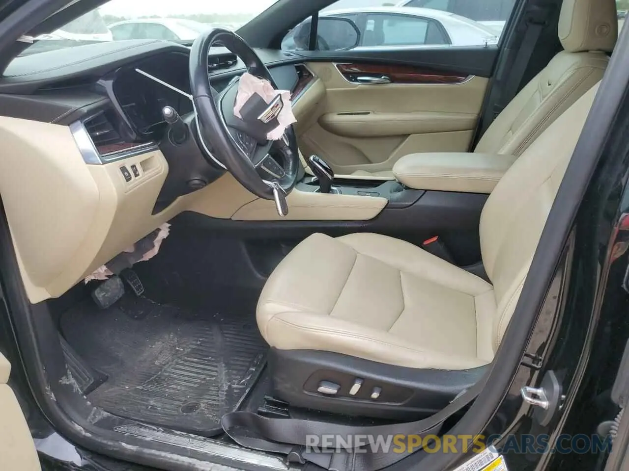 7 Photograph of a damaged car 1GYKNCRS6KZ130826 CADILLAC XT5 2019