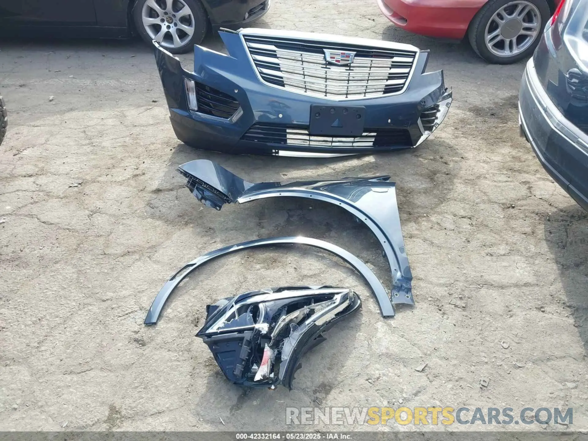 12 Photograph of a damaged car 1GYKNCRS6KZ251971 CADILLAC XT5 2019