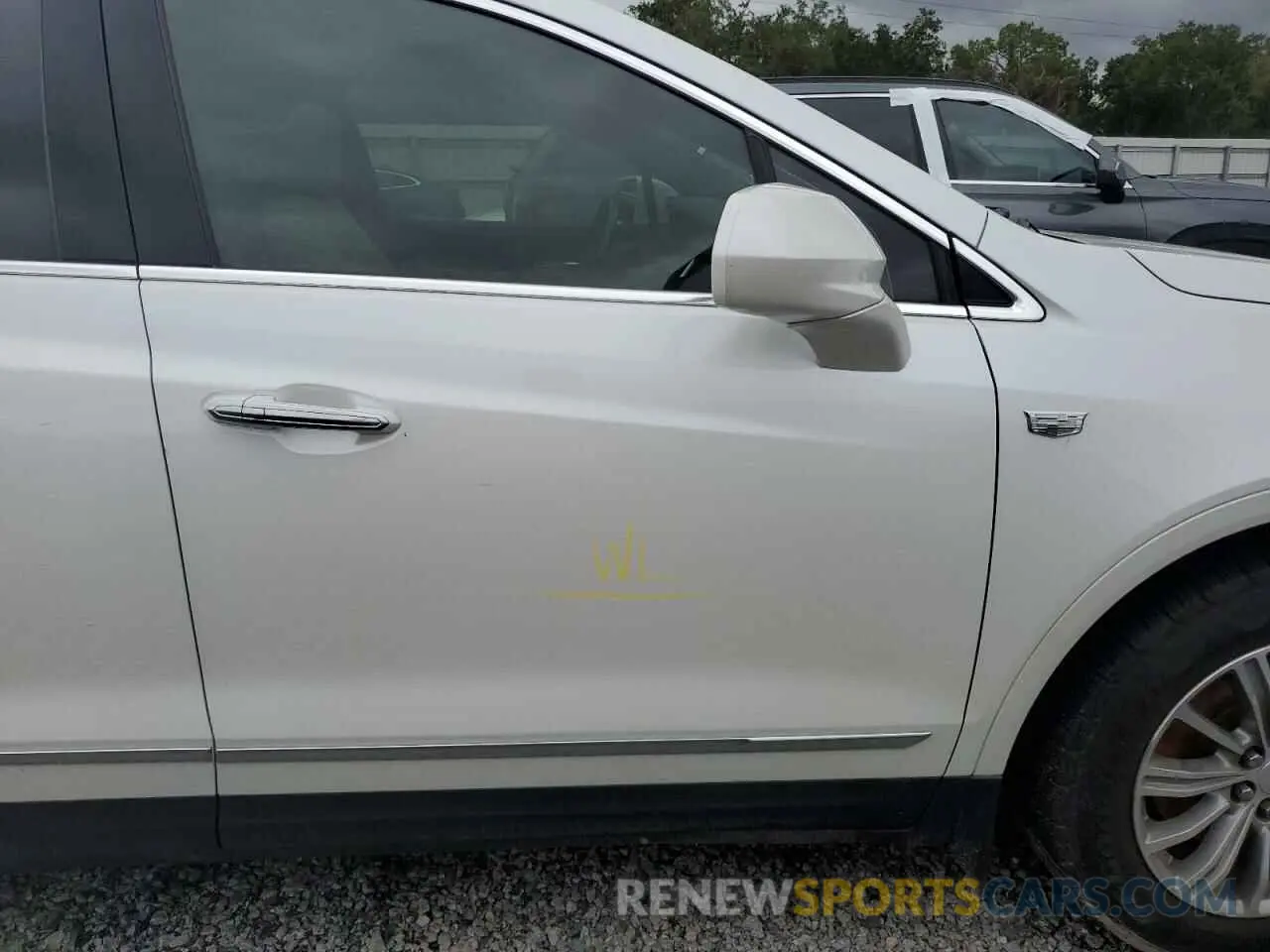 13 Photograph of a damaged car 1GYKNCRS6KZ271427 CADILLAC XT5 2019