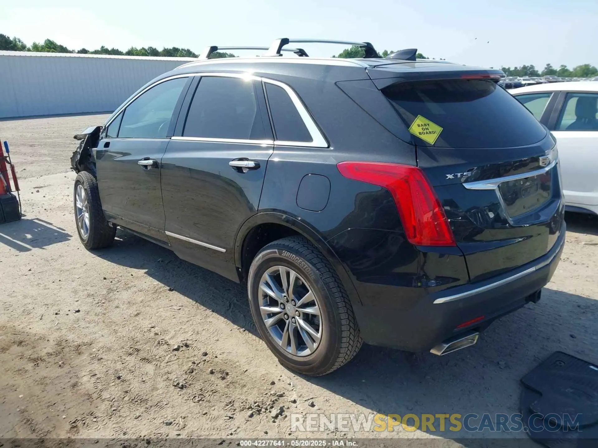 3 Photograph of a damaged car 1GYKNCRS6KZ287045 CADILLAC XT5 2019