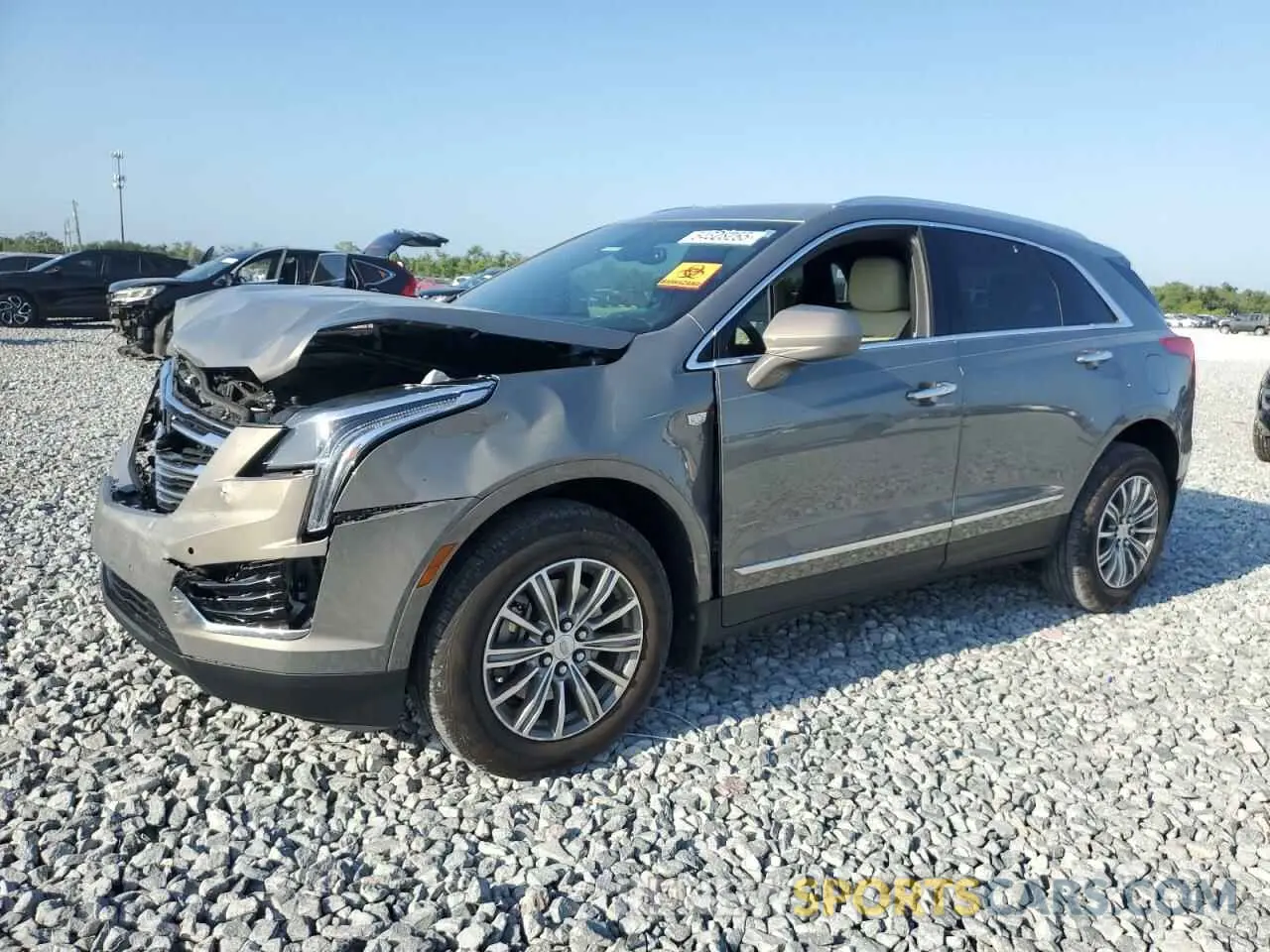 1 Photograph of a damaged car 1GYKNCRS8KZ263958 CADILLAC XT5 2019