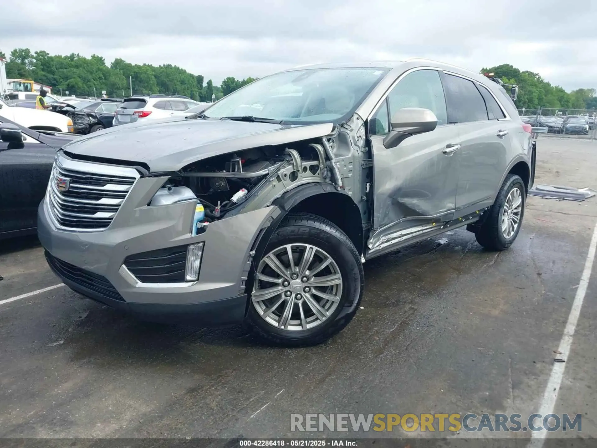 2 Photograph of a damaged car 1GYKNCRS9KZ198215 CADILLAC XT5 2019