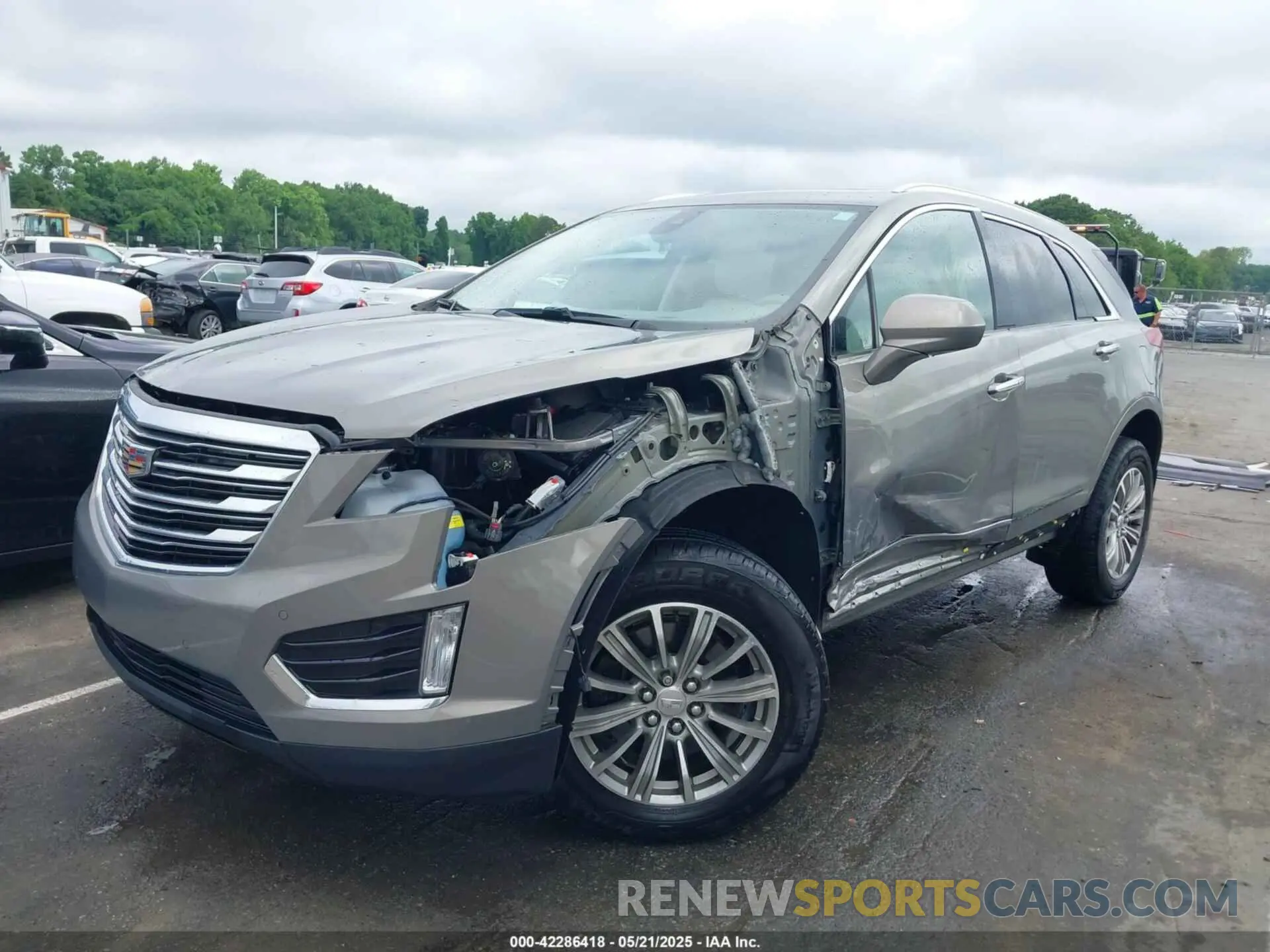 6 Photograph of a damaged car 1GYKNCRS9KZ198215 CADILLAC XT5 2019