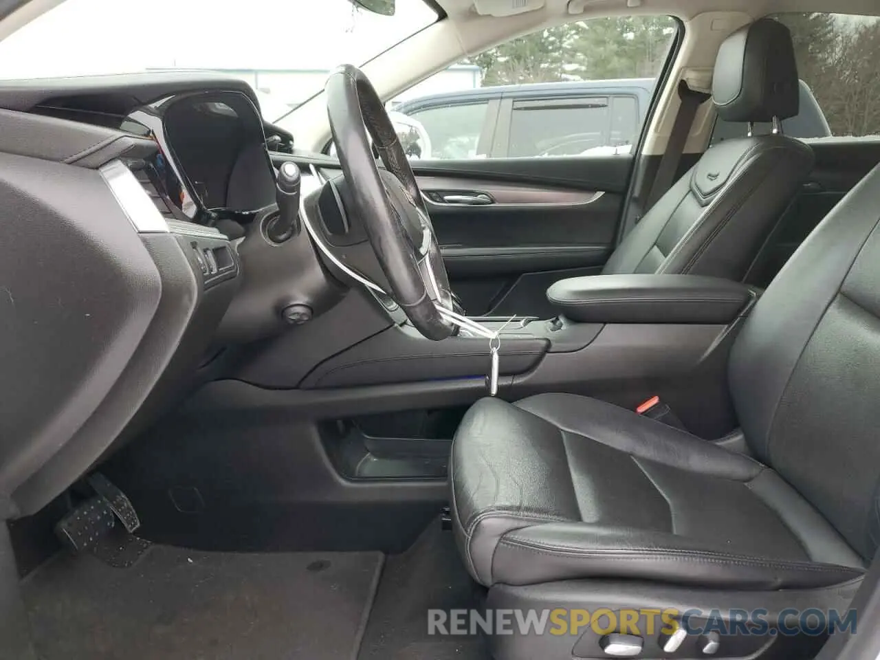 7 Photograph of a damaged car 1GYKNCRS9KZ236199 CADILLAC XT5 2019