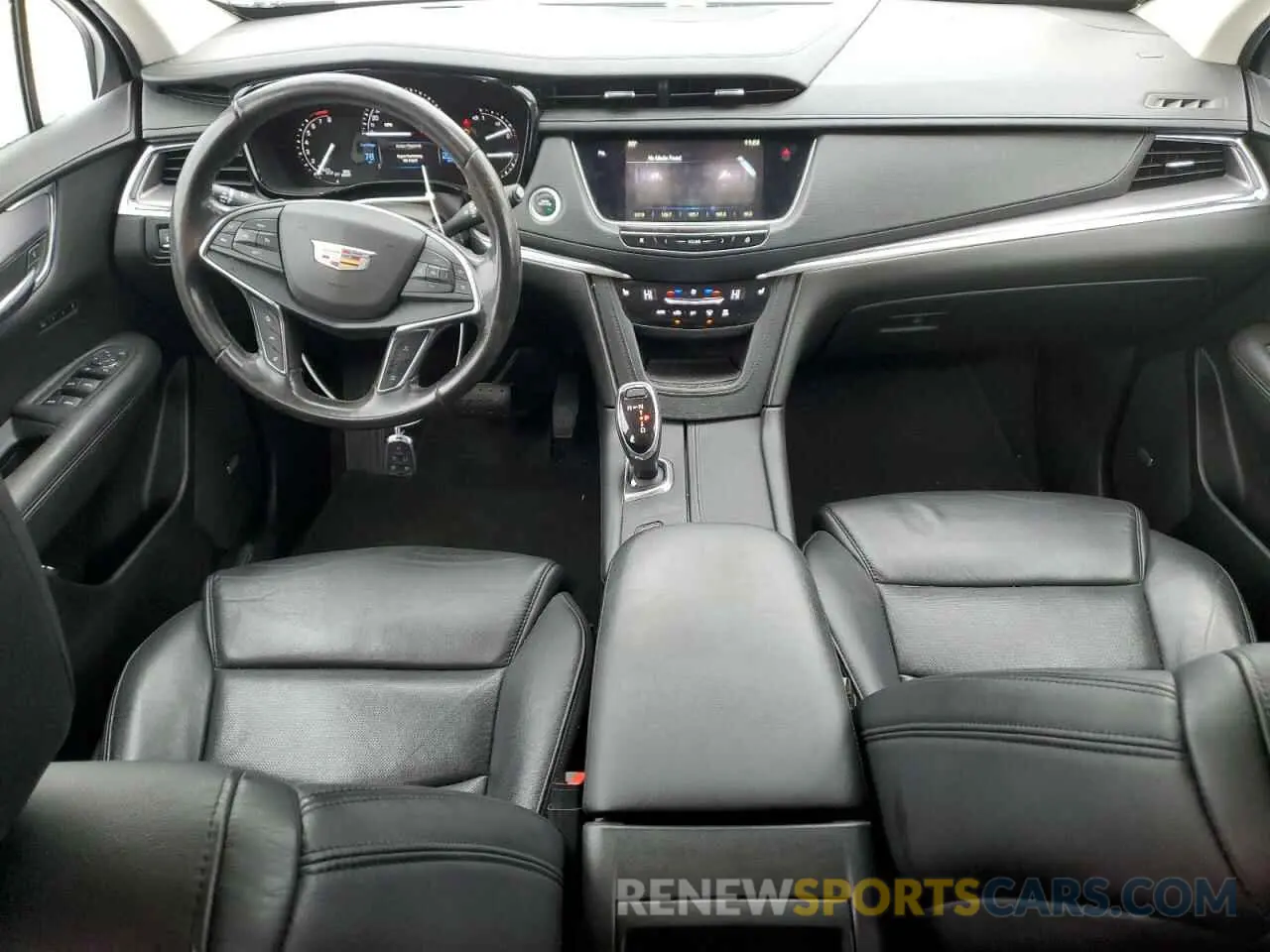 8 Photograph of a damaged car 1GYKNCRS9KZ236199 CADILLAC XT5 2019