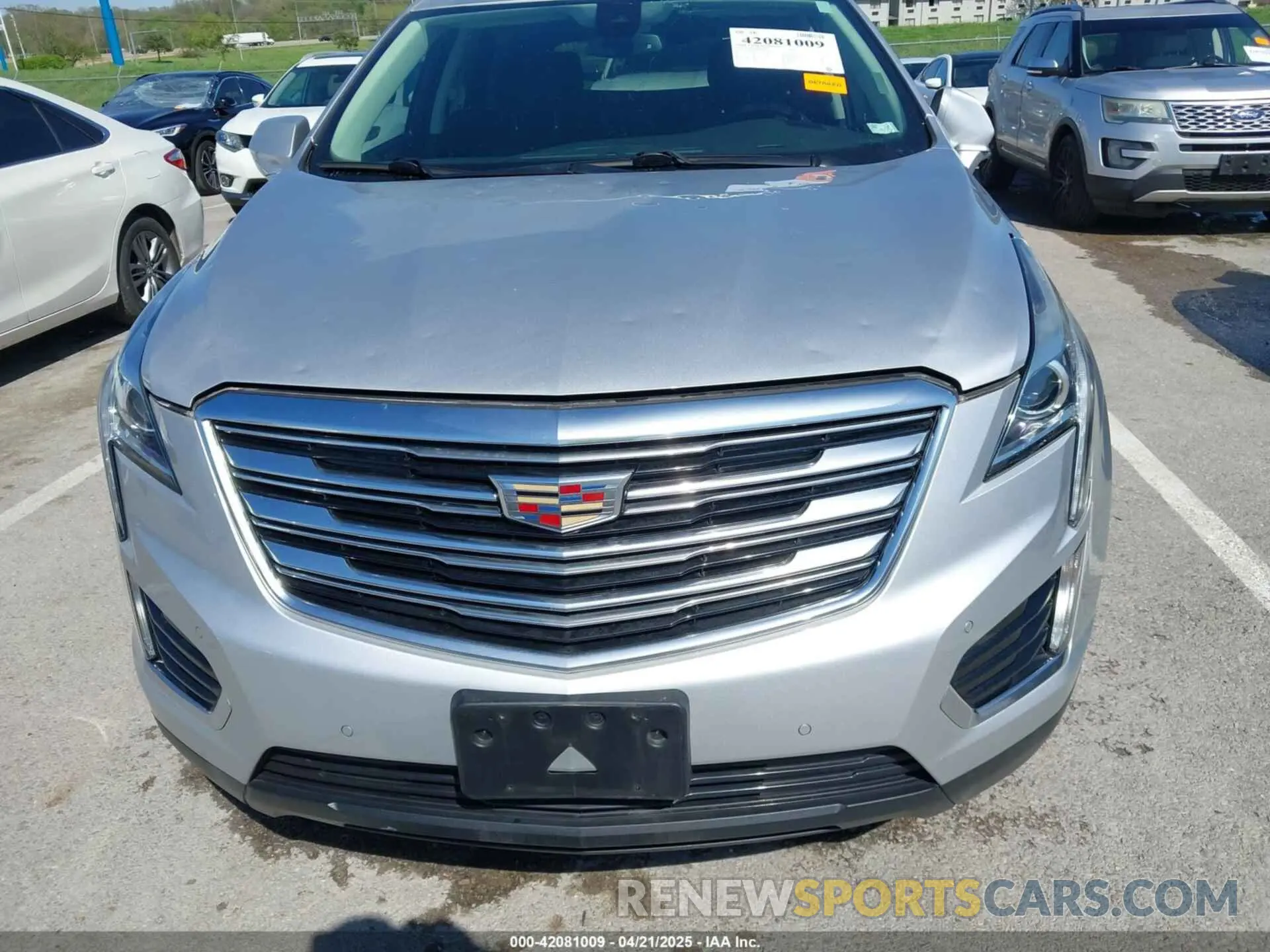 12 Photograph of a damaged car 1GYKNCRSXKZ100325 CADILLAC XT5 2019