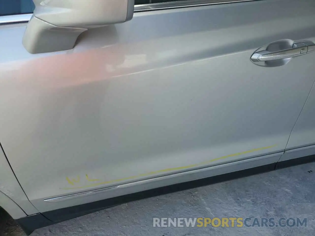 13 Photograph of a damaged car 1GYKNCRSXKZ167345 CADILLAC XT5 2019