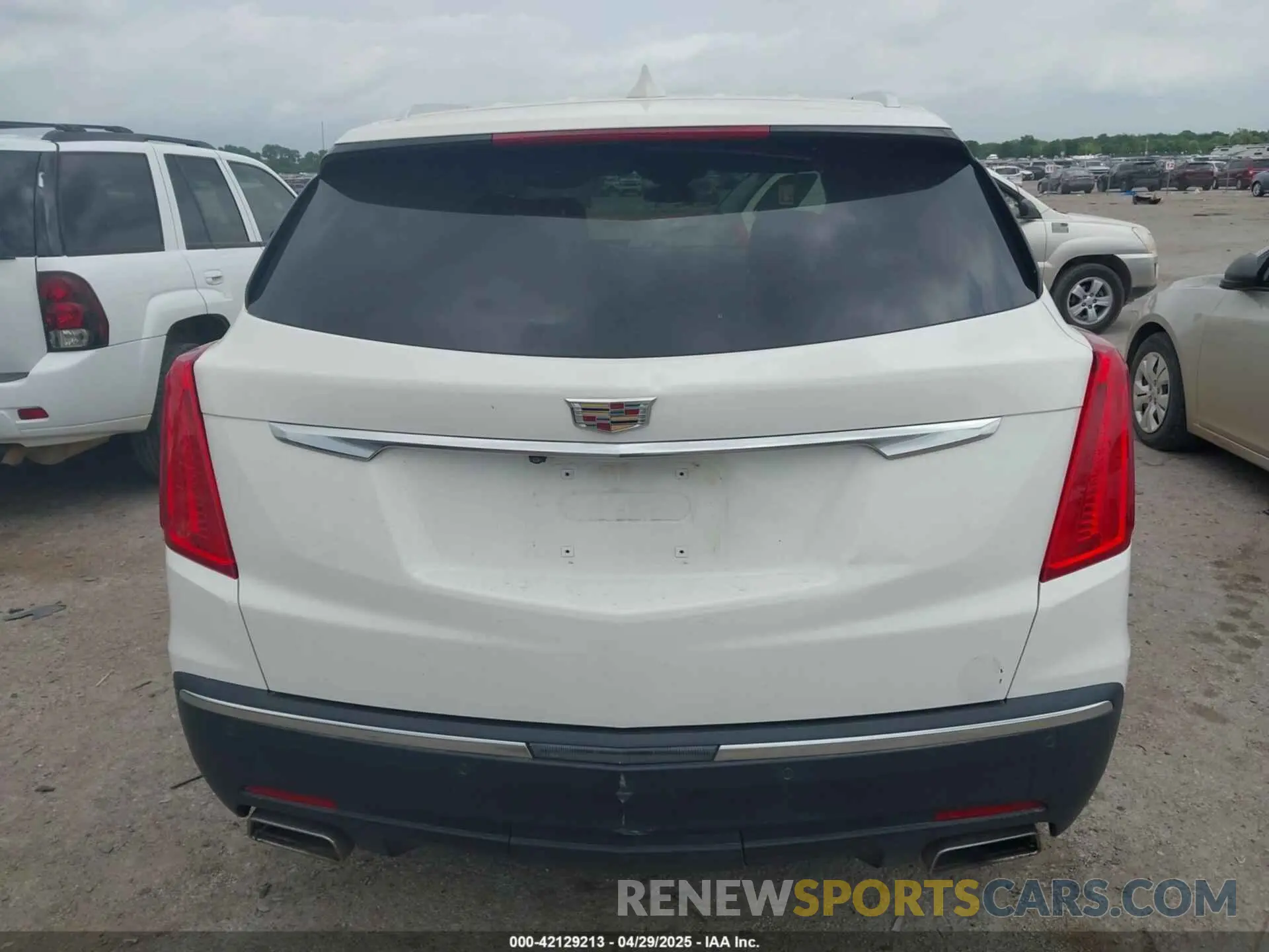 16 Photograph of a damaged car 1GYKNCRSXKZ286643 CADILLAC XT5 2019