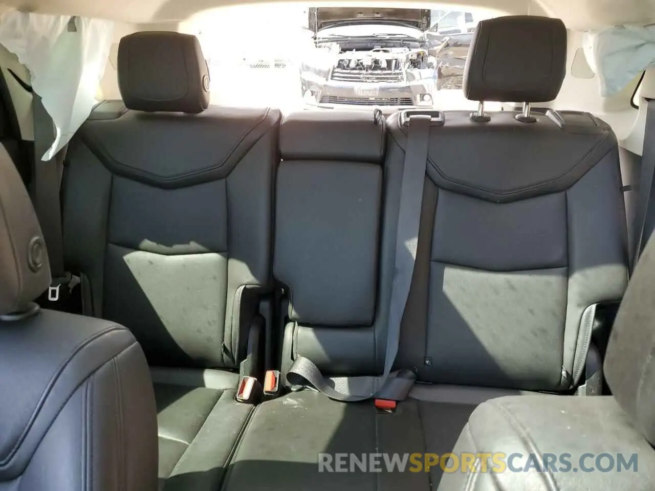 10 Photograph of a damaged car 1GYKNDRS0KZ229941 CADILLAC XT5 2019