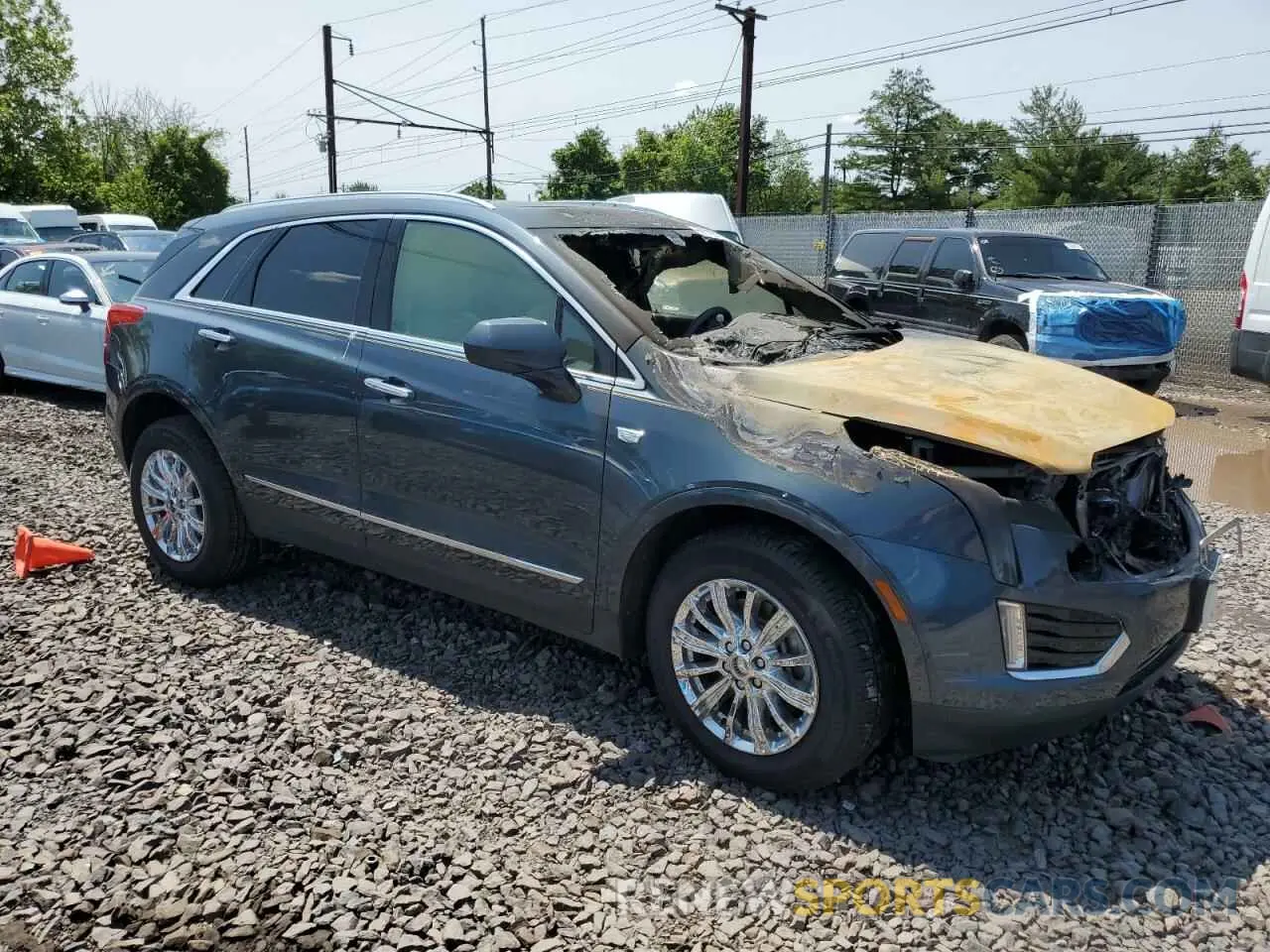 4 Photograph of a damaged car 1GYKNDRS1KZ135082 CADILLAC XT5 2019