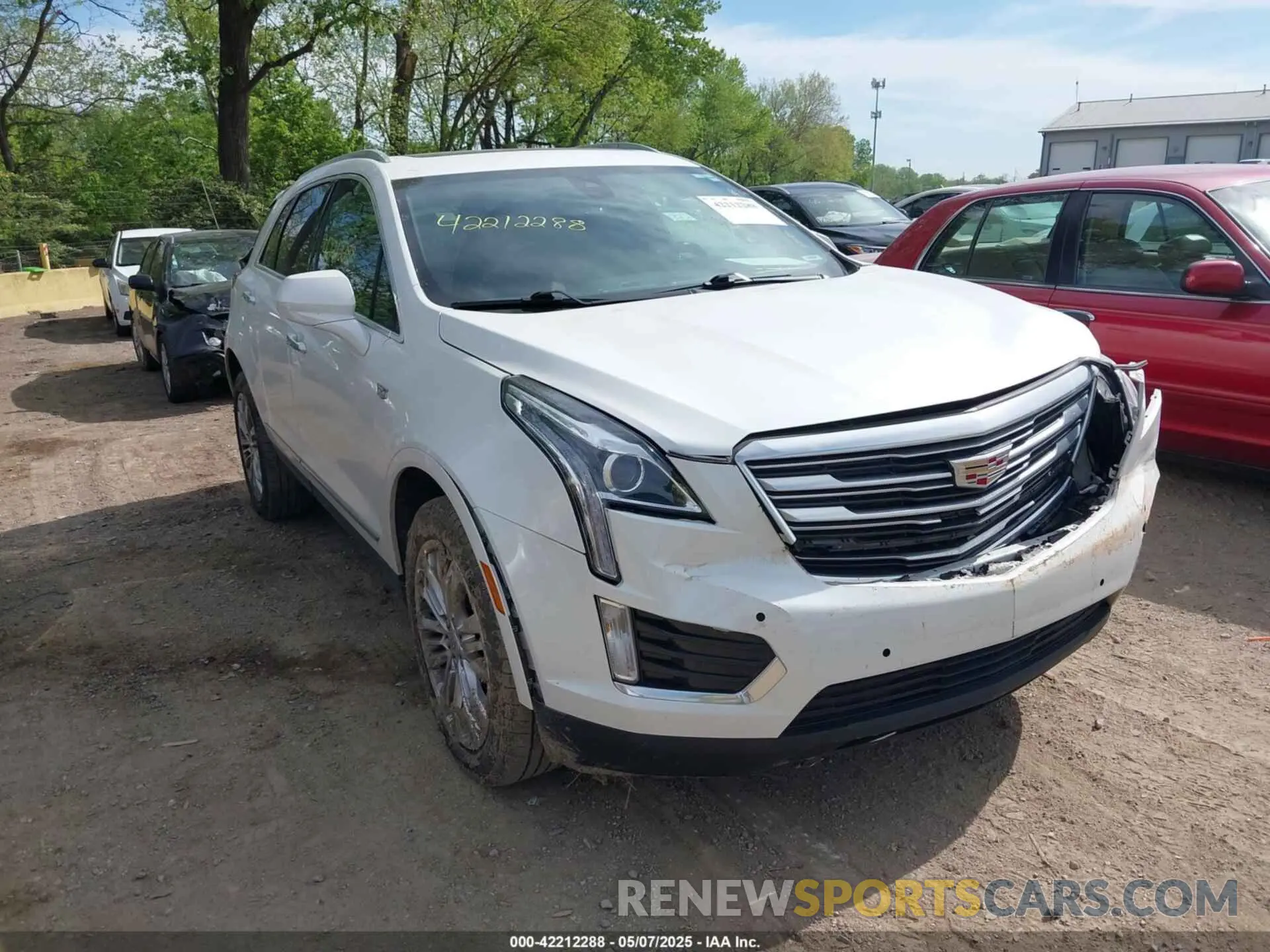 1 Photograph of a damaged car 1GYKNDRS3KZ301148 CADILLAC XT5 2019