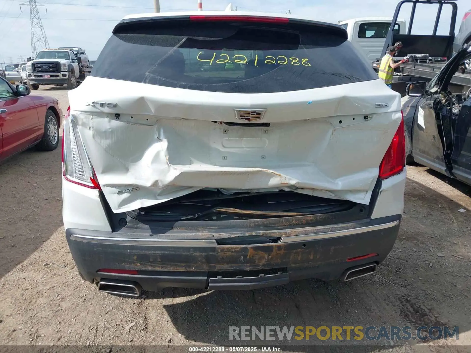 6 Photograph of a damaged car 1GYKNDRS3KZ301148 CADILLAC XT5 2019