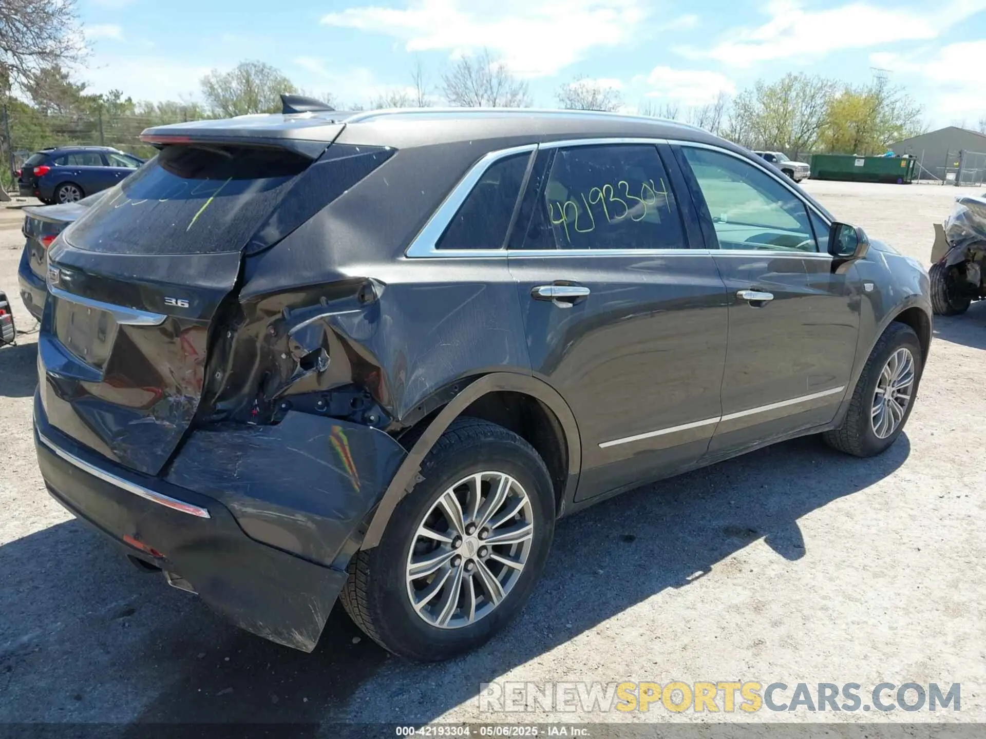 4 Photograph of a damaged car 1GYKNDRS4KZ153348 CADILLAC XT5 2019