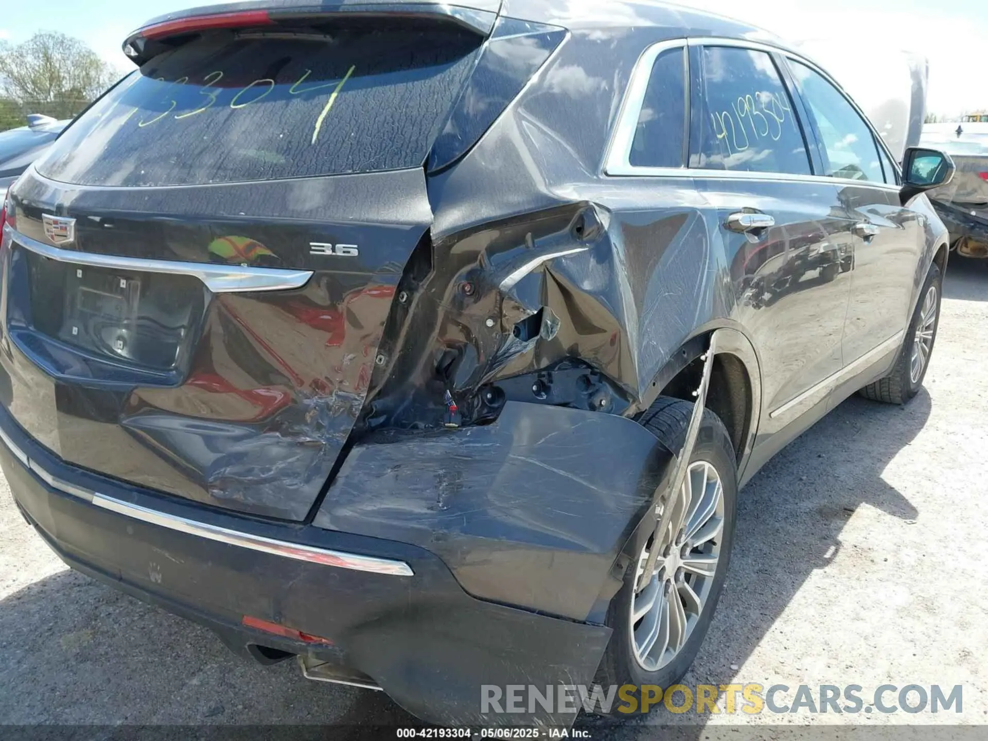 6 Photograph of a damaged car 1GYKNDRS4KZ153348 CADILLAC XT5 2019