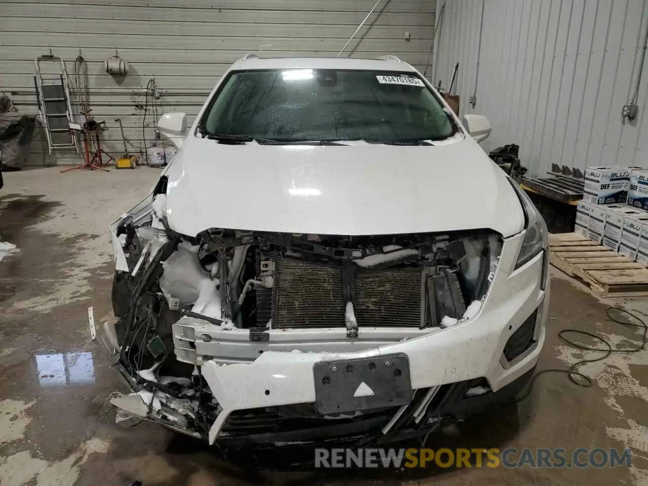 5 Photograph of a damaged car 1GYKNDRS5KZ106863 CADILLAC XT5 2019