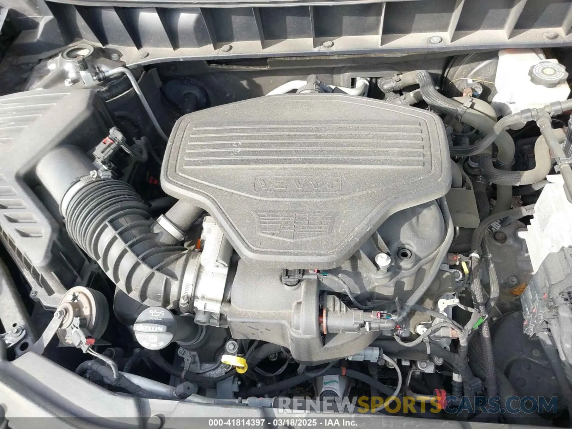 10 Photograph of a damaged car 1GYKNDRS5KZ172975 CADILLAC XT5 2019