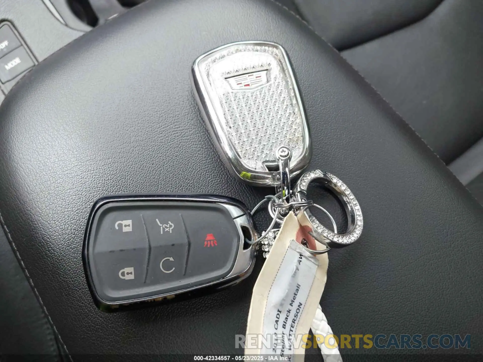 11 Photograph of a damaged car 1GYKNDRS6KZ107892 CADILLAC XT5 2019