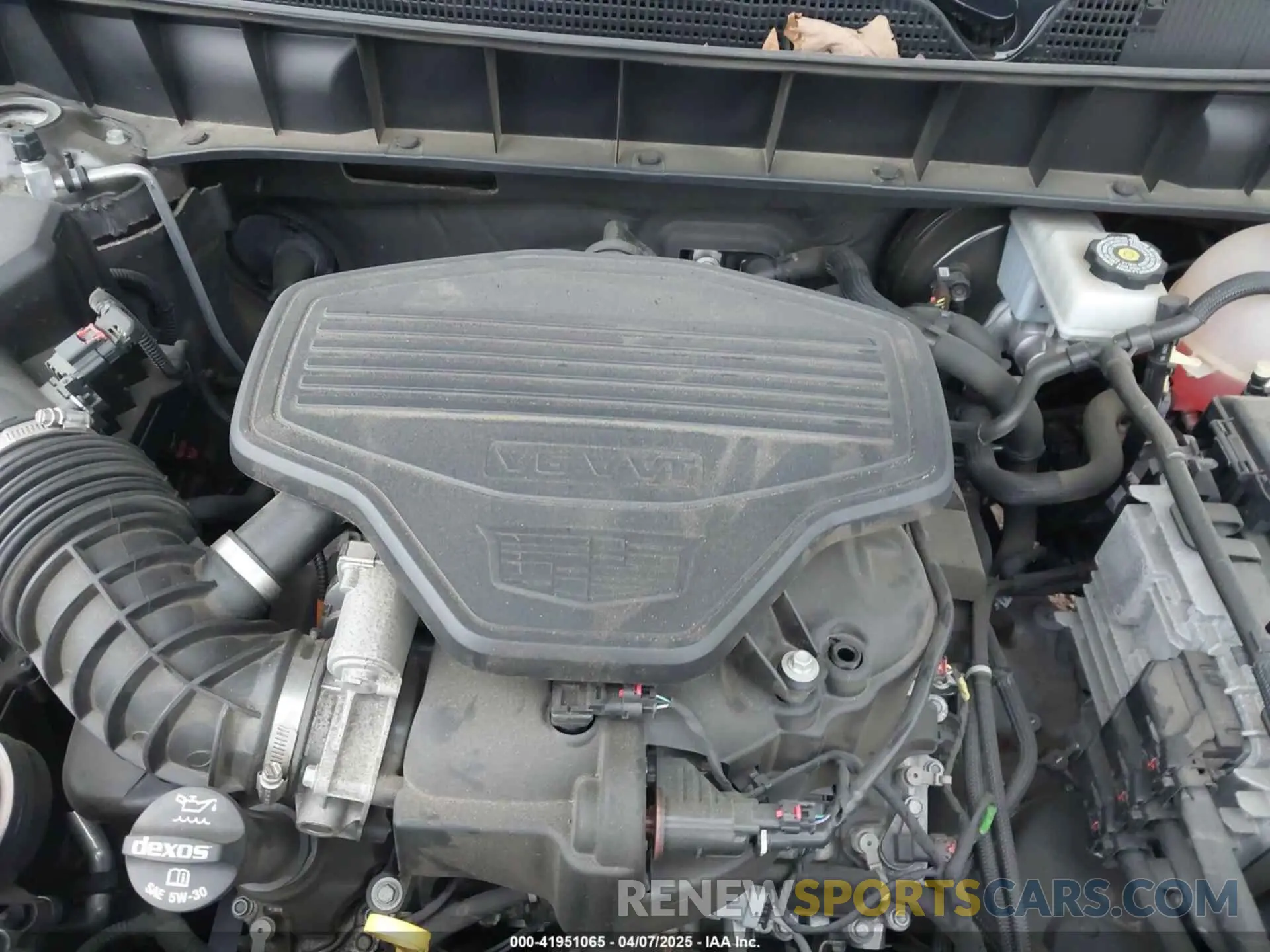10 Photograph of a damaged car 1GYKNDRS6KZ113420 CADILLAC XT5 2019