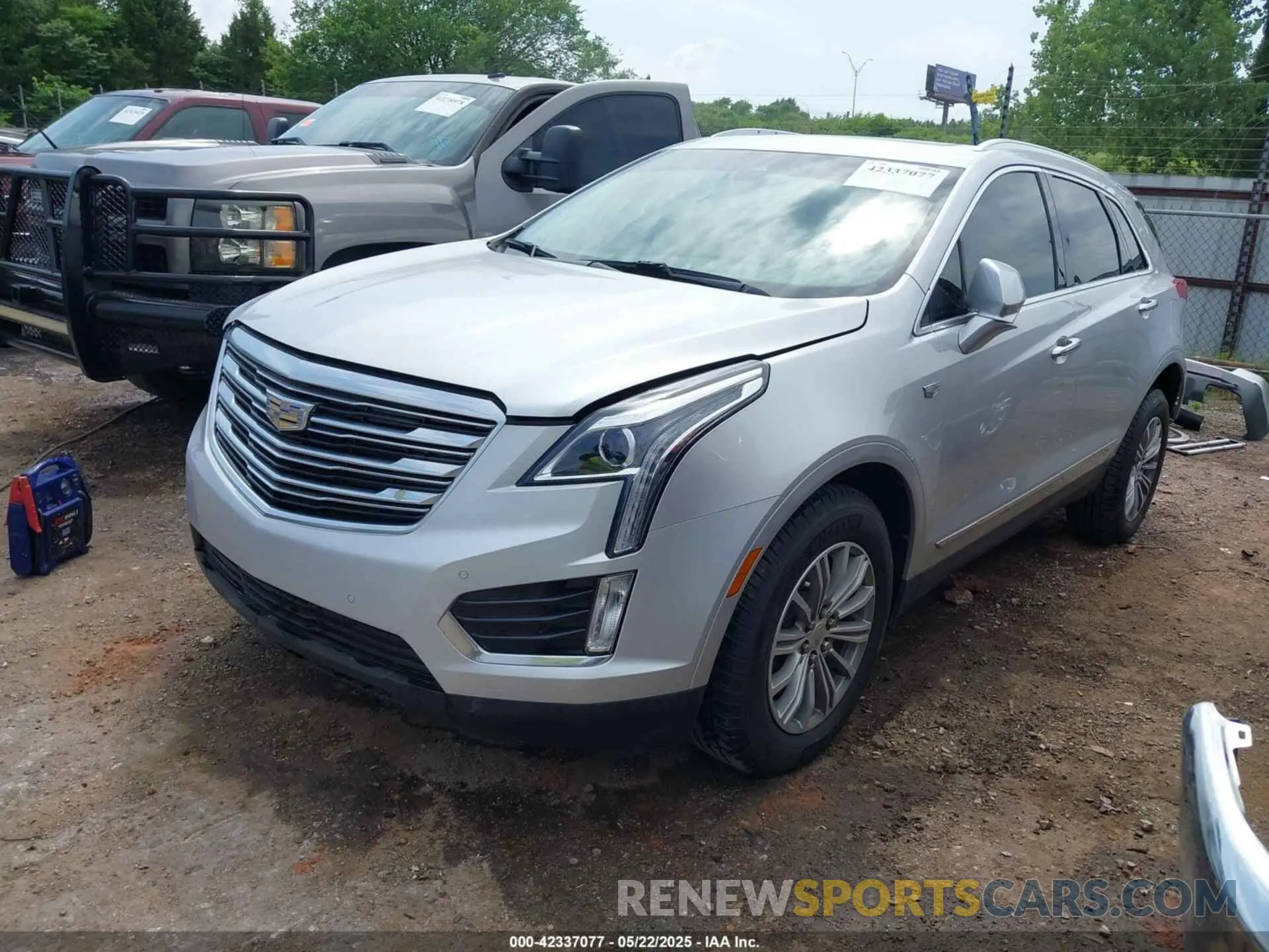 2 Photograph of a damaged car 1GYKNDRS7KZ239737 CADILLAC XT5 2019