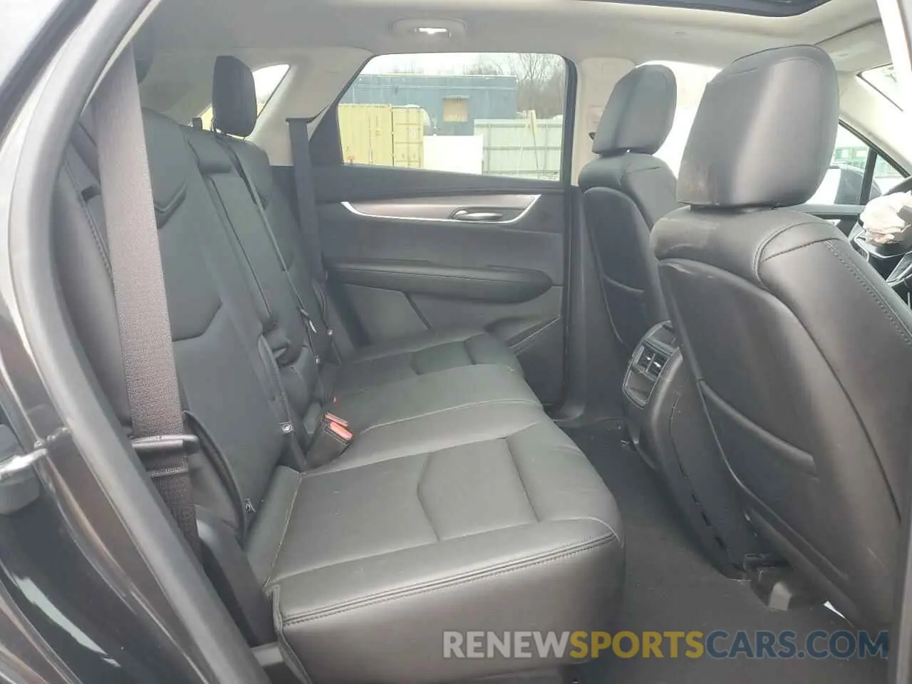 11 Photograph of a damaged car 1GYKNDRS7KZ240600 CADILLAC XT5 2019