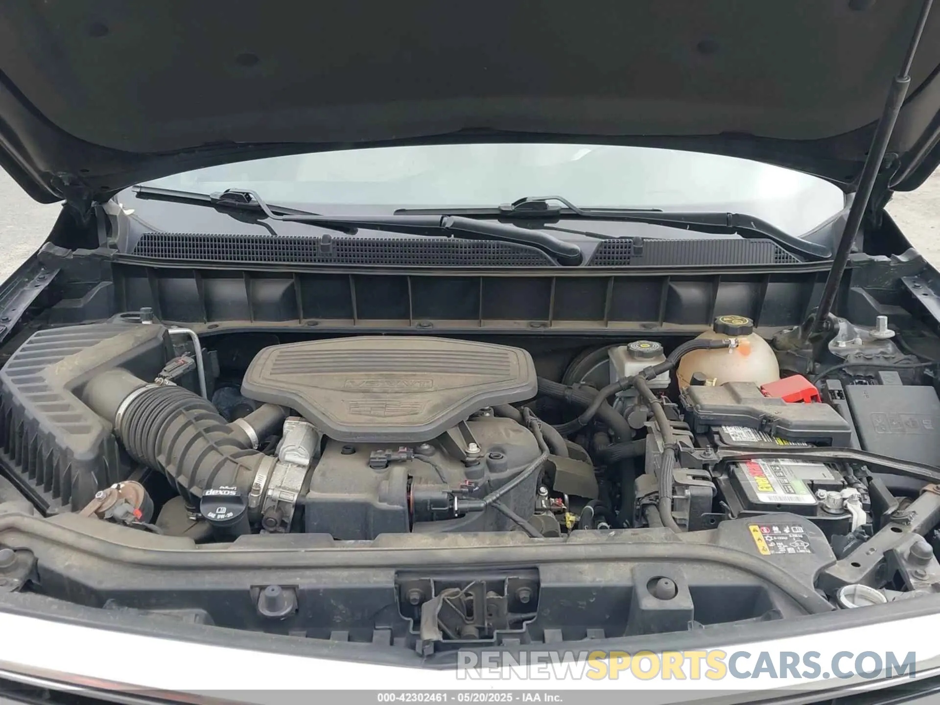 10 Photograph of a damaged car 1GYKNDRS7KZ253296 CADILLAC XT5 2019
