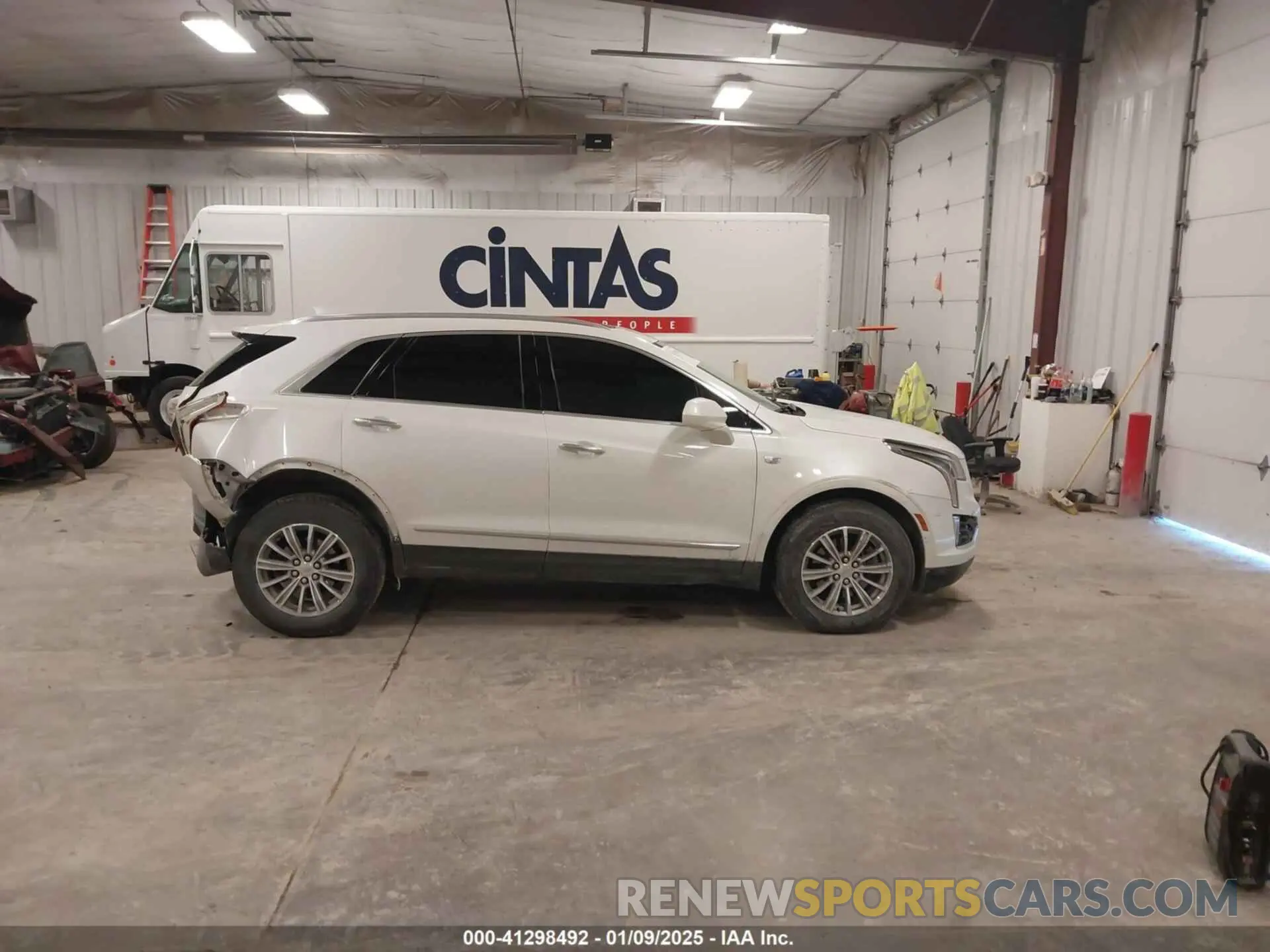 13 Photograph of a damaged car 1GYKNDRS9KZ199788 CADILLAC XT5 2019