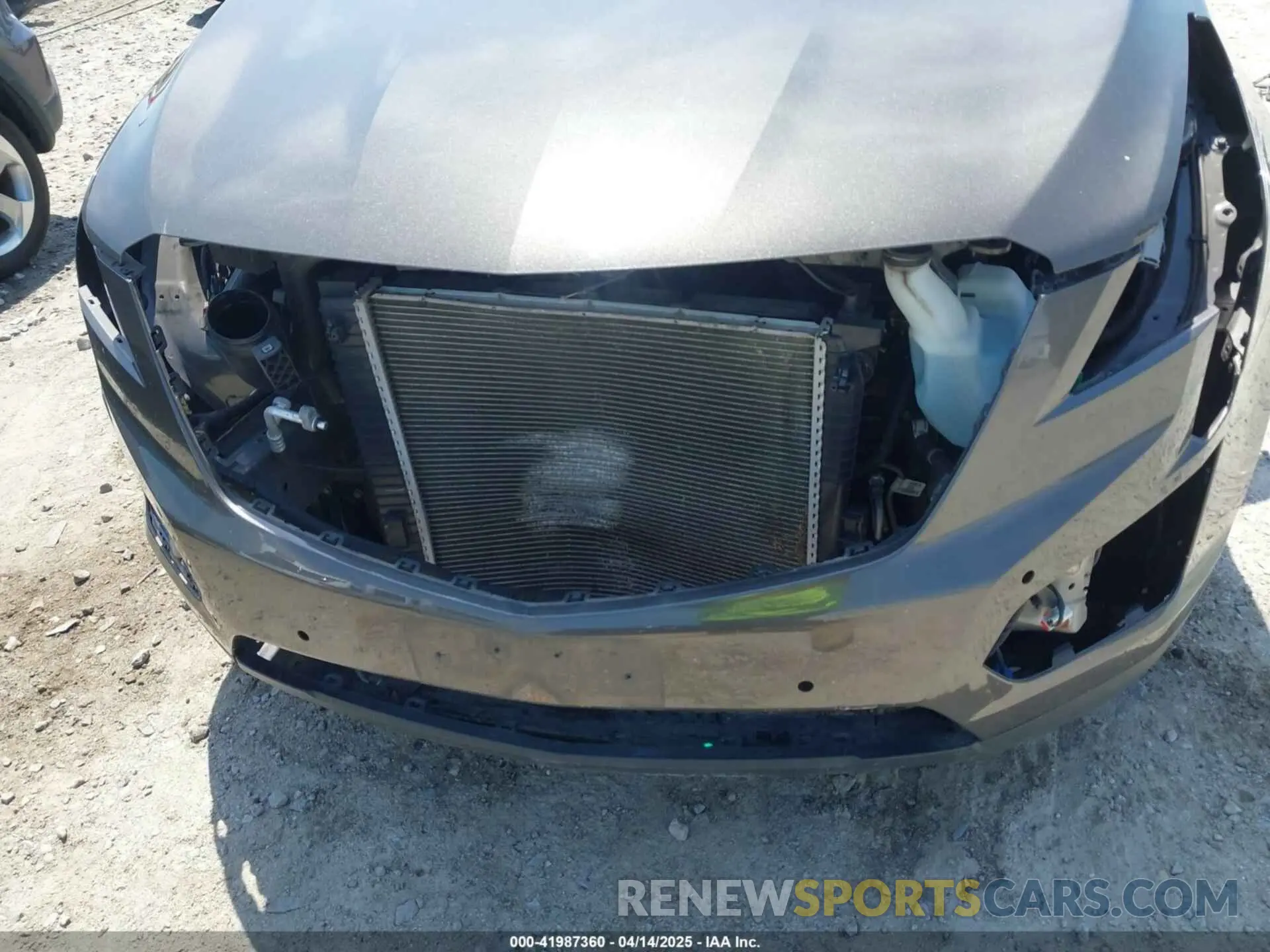 19 Photograph of a damaged car 1GYKNDRS9KZ235687 CADILLAC XT5 2019