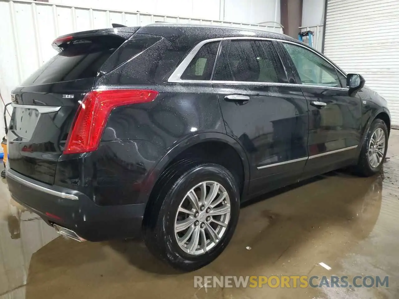 3 Photograph of a damaged car 1GYKNDRSXKZ163902 CADILLAC XT5 2019