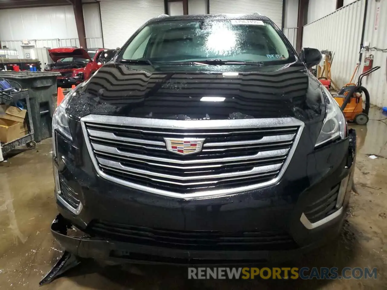 5 Photograph of a damaged car 1GYKNDRSXKZ163902 CADILLAC XT5 2019