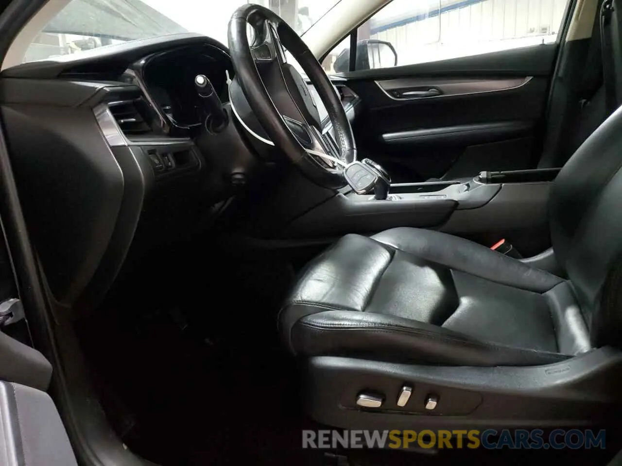 7 Photograph of a damaged car 1GYKNDRSXKZ163902 CADILLAC XT5 2019