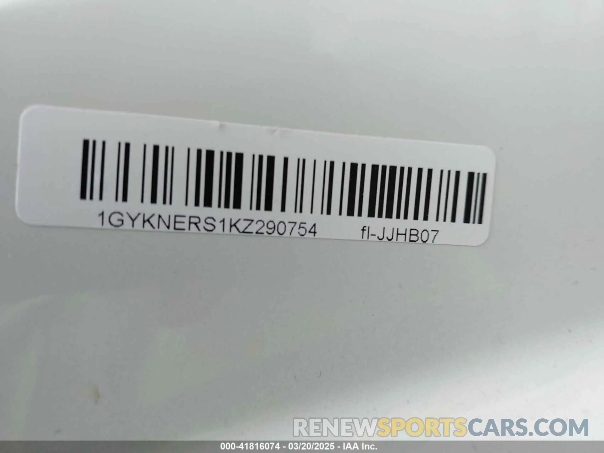 9 Photograph of a damaged car 1GYKNERS1KZ290754 CADILLAC XT5 2019