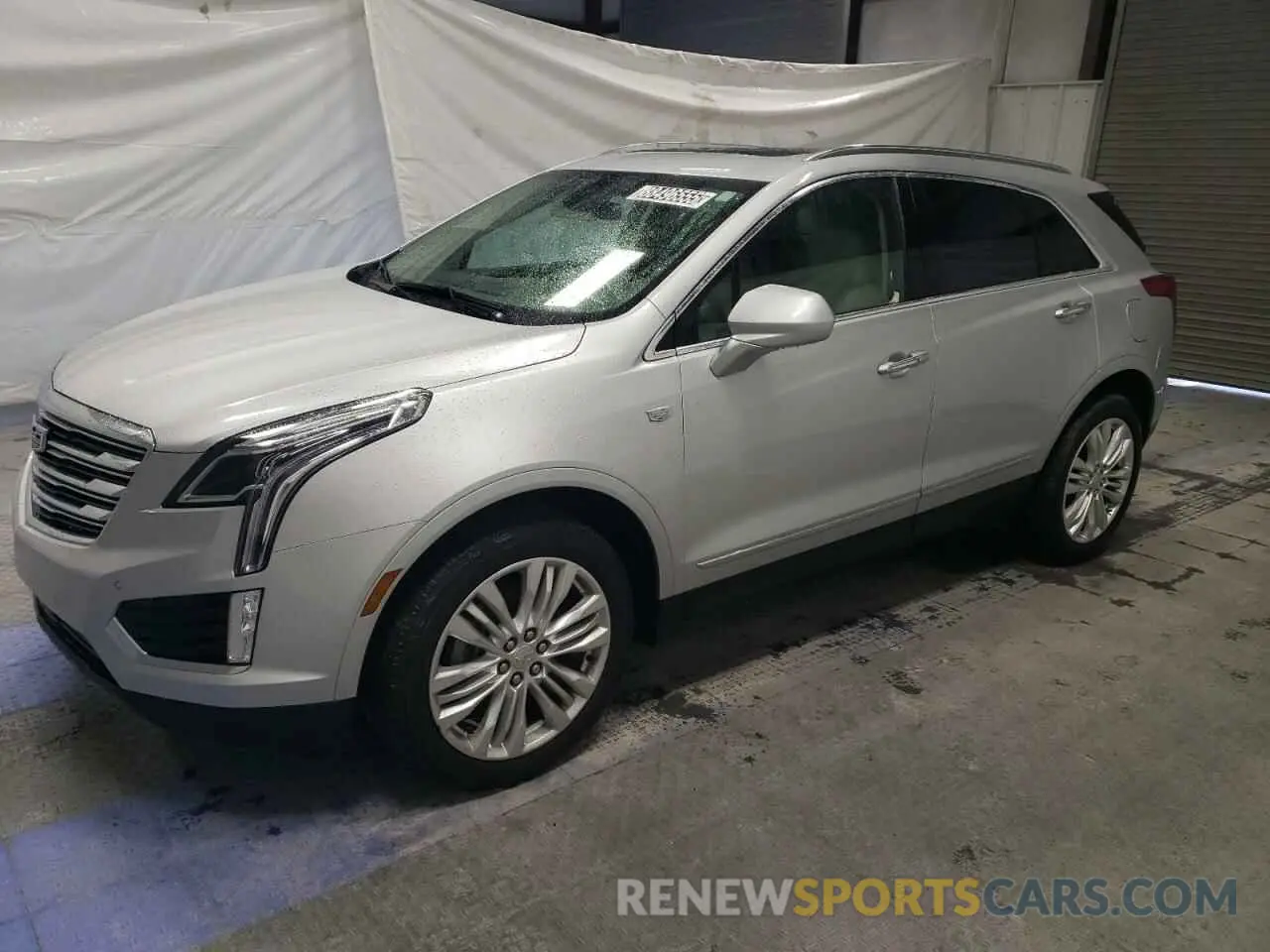 1 Photograph of a damaged car 1GYKNERS3KZ211522 CADILLAC XT5 2019