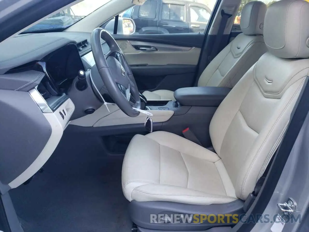 7 Photograph of a damaged car 1GYKNERS3KZ211522 CADILLAC XT5 2019