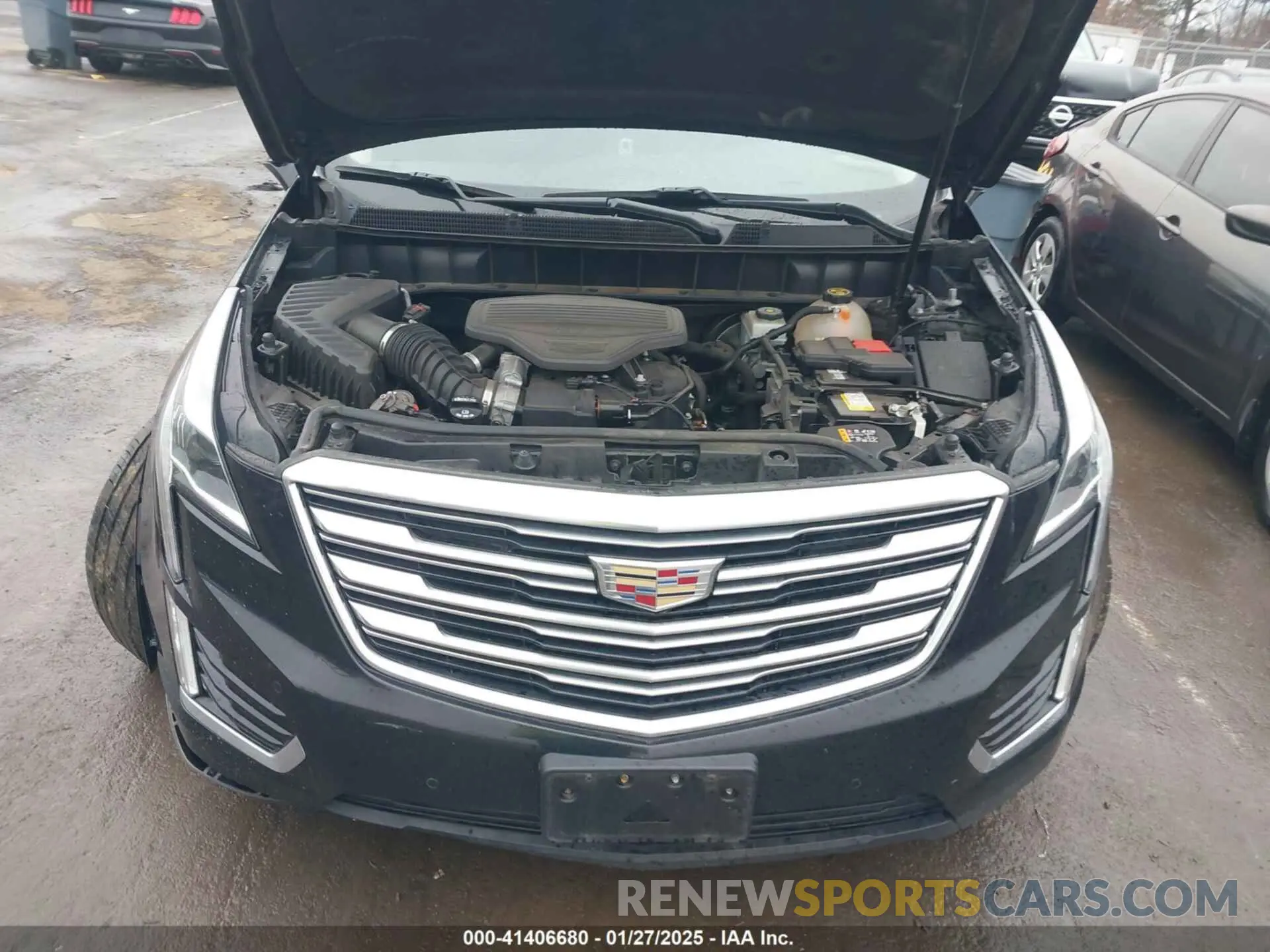 10 Photograph of a damaged car 1GYKNERS6KZ155740 CADILLAC XT5 2019