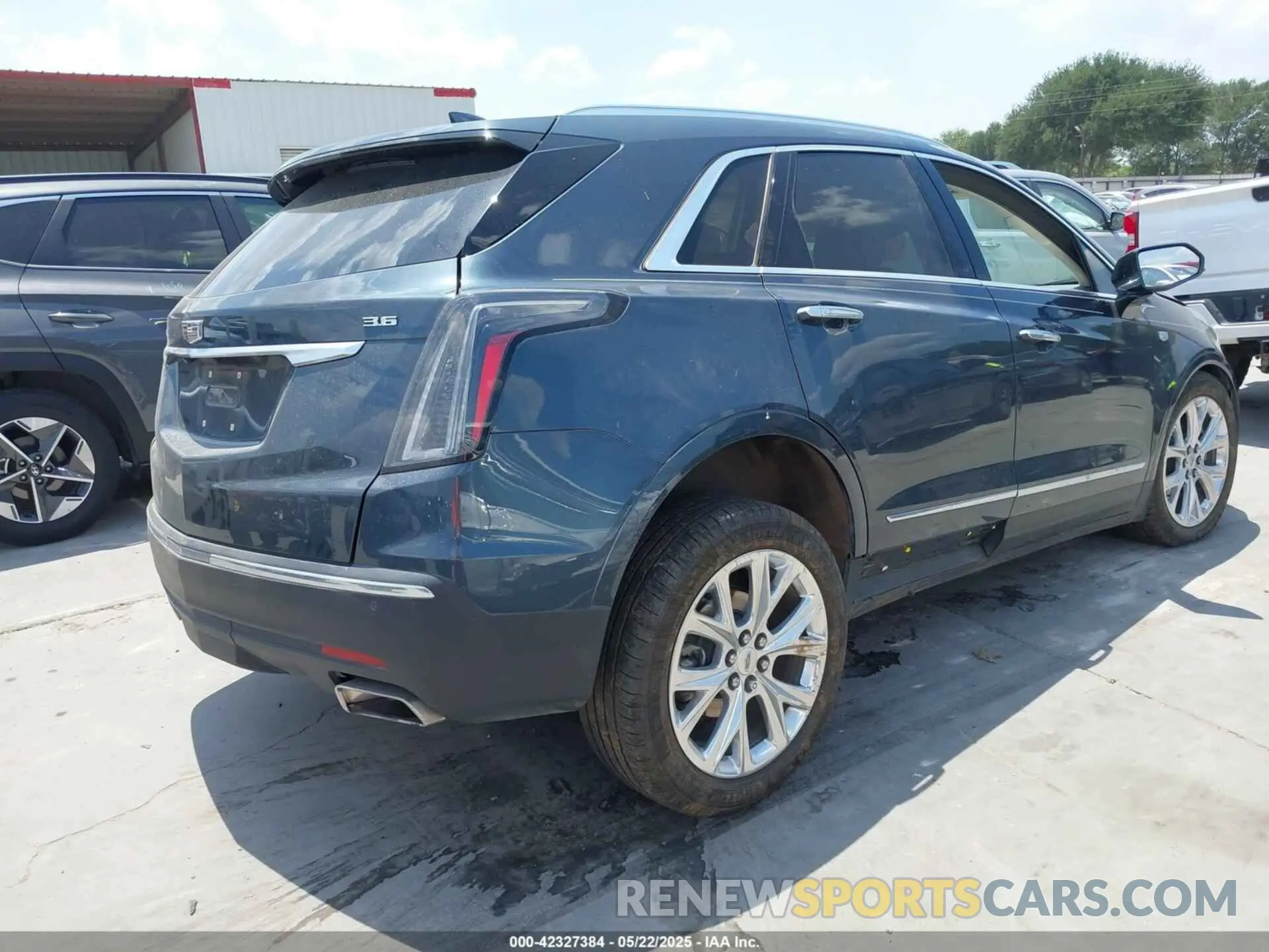4 Photograph of a damaged car 1GYKNERS7KZ210289 CADILLAC XT5 2019