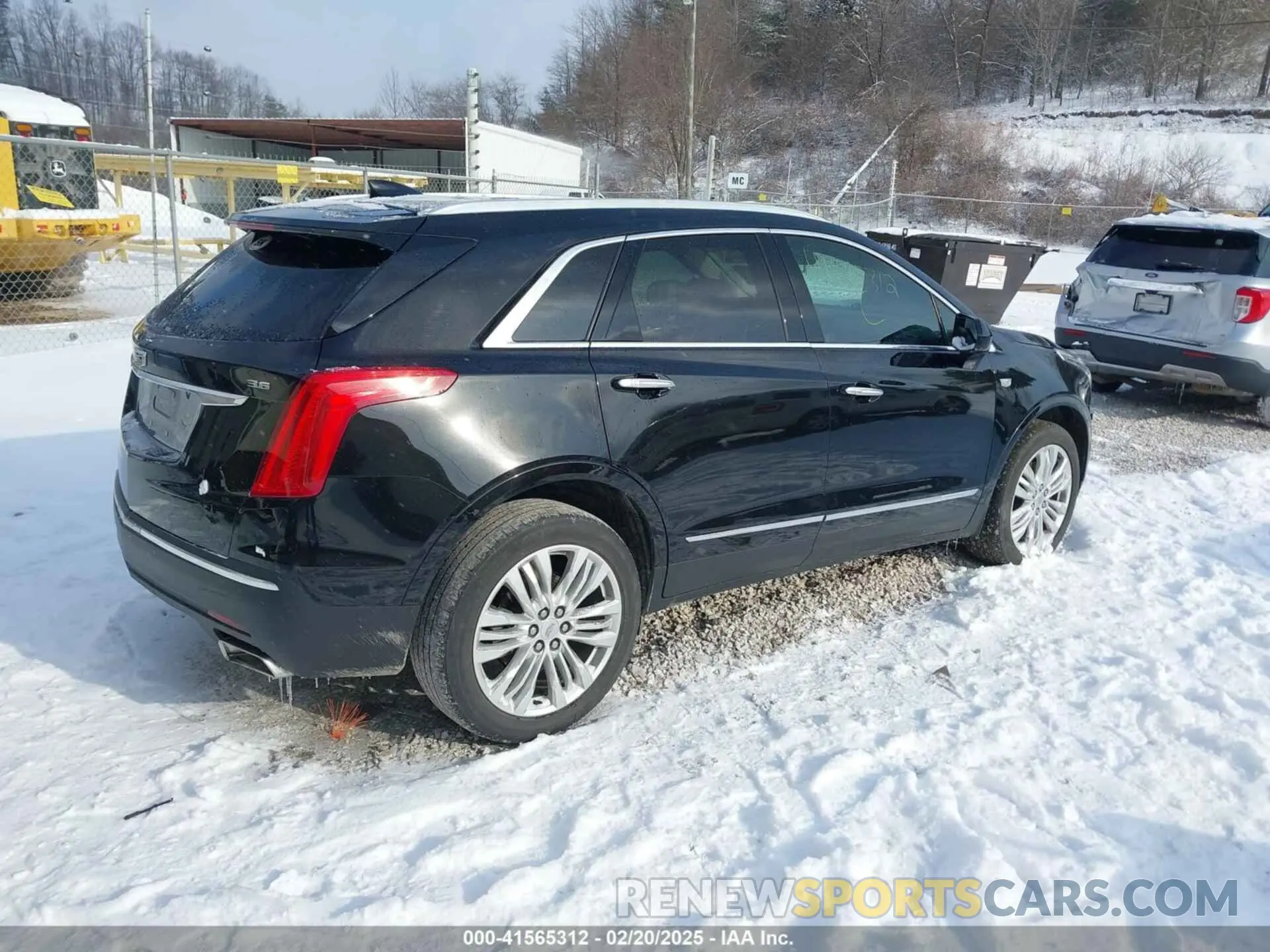 4 Photograph of a damaged car 1GYKNERS7KZ234124 CADILLAC XT5 2019