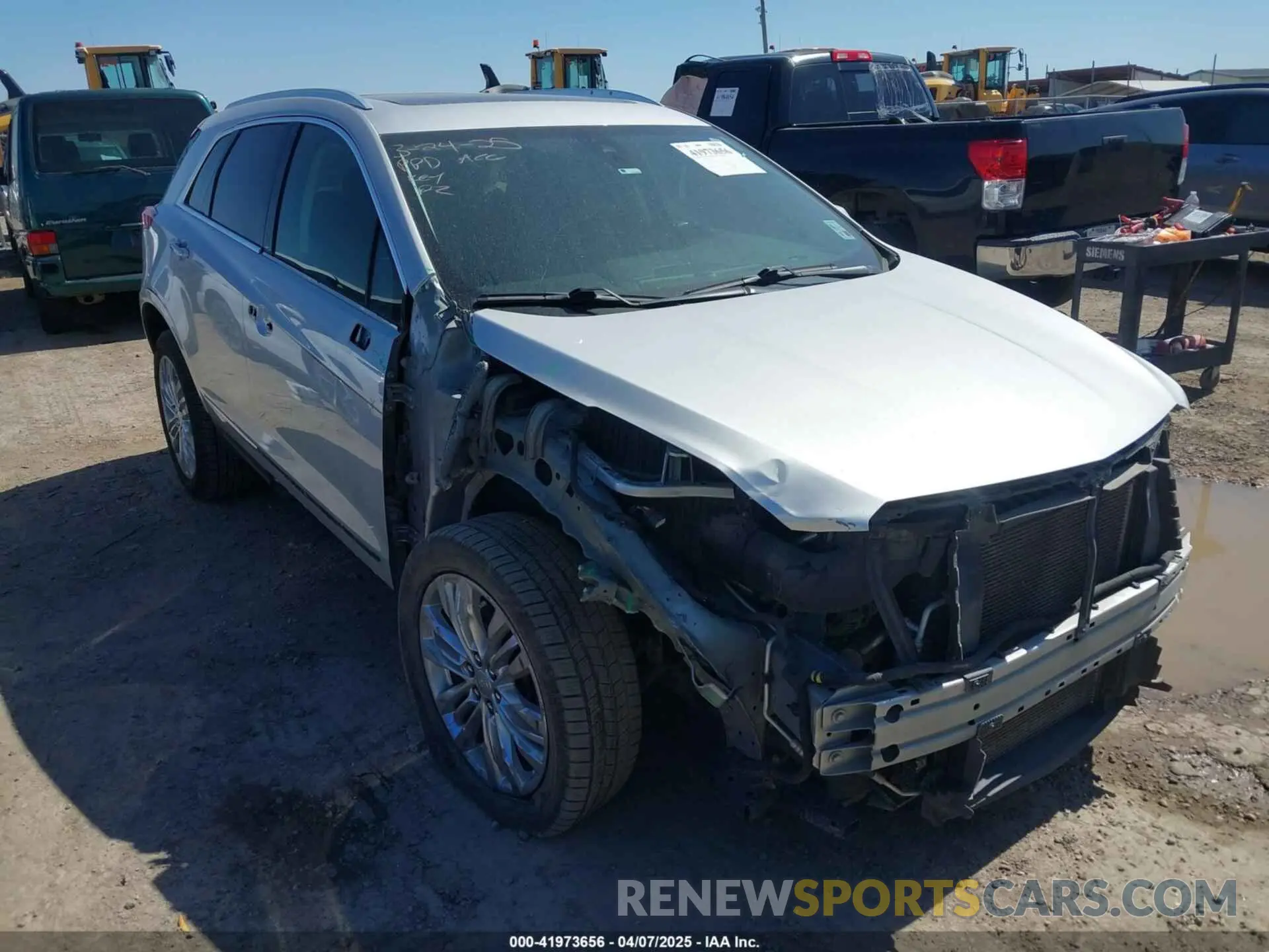 1 Photograph of a damaged car 1GYKNERS8KZ230230 CADILLAC XT5 2019