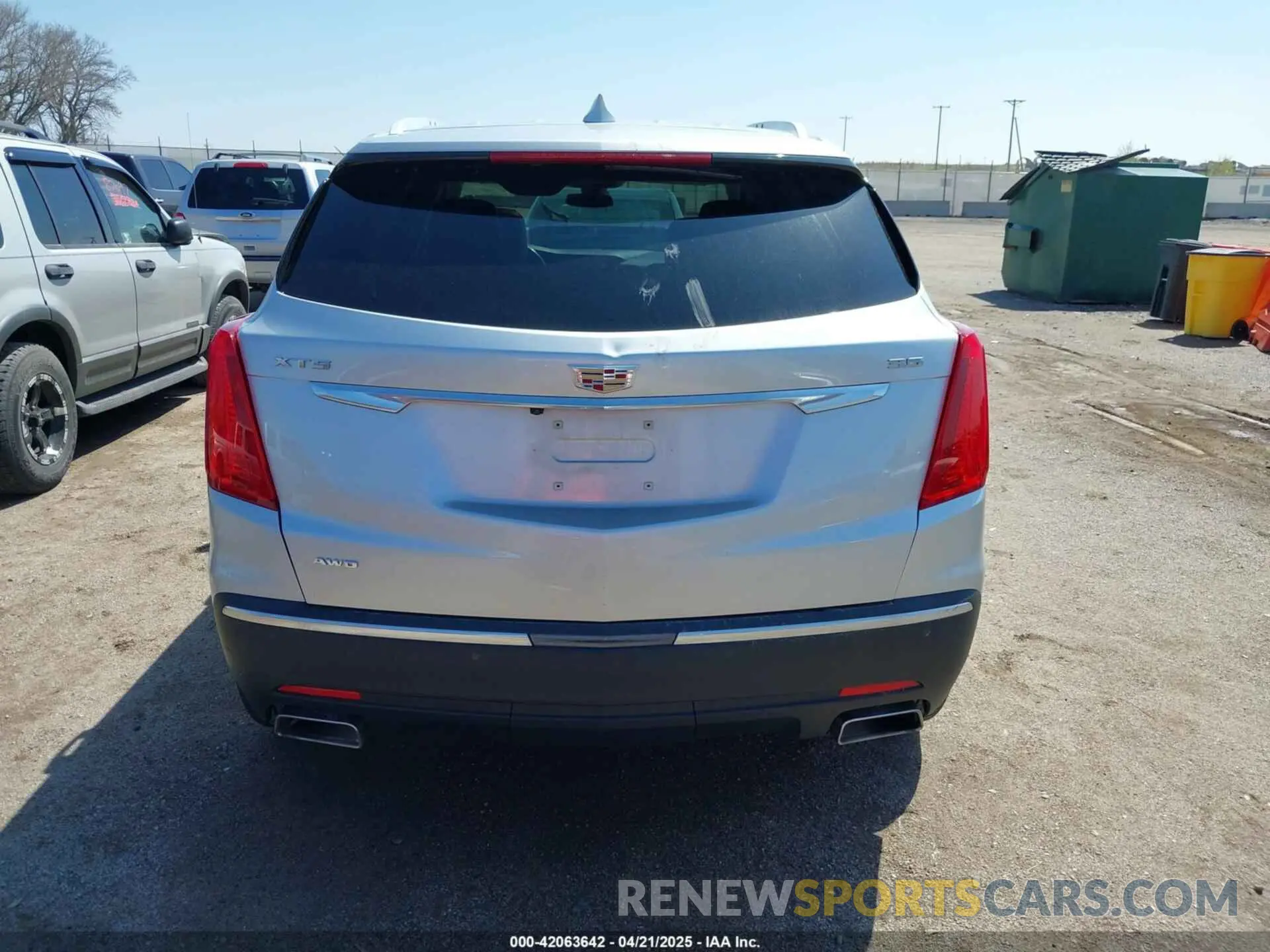 16 Photograph of a damaged car 1GYKNFRS1KZ125549 CADILLAC XT5 2019