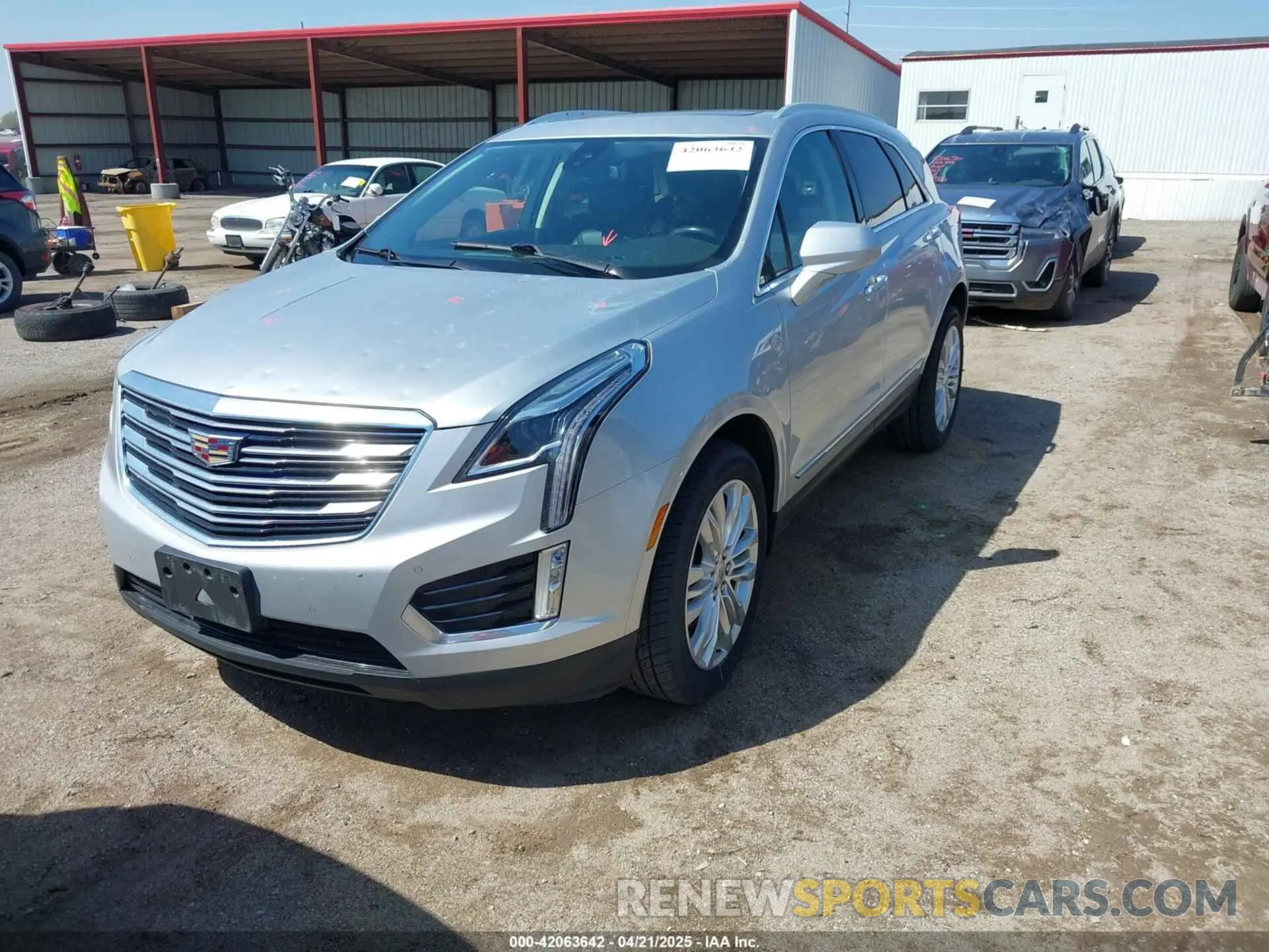 2 Photograph of a damaged car 1GYKNFRS1KZ125549 CADILLAC XT5 2019