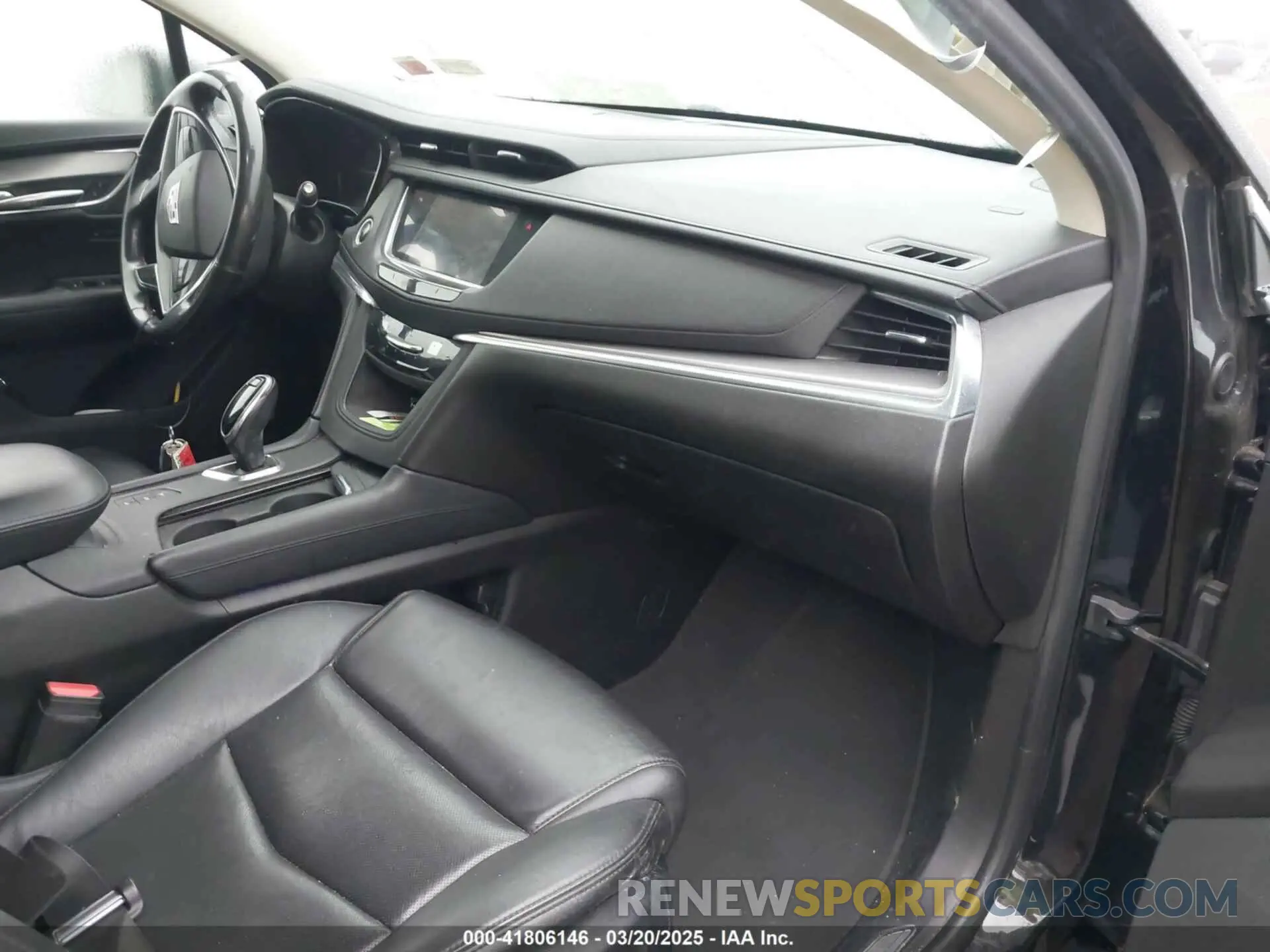 5 Photograph of a damaged car 1GYKNFRS8KZ239015 CADILLAC XT5 2019