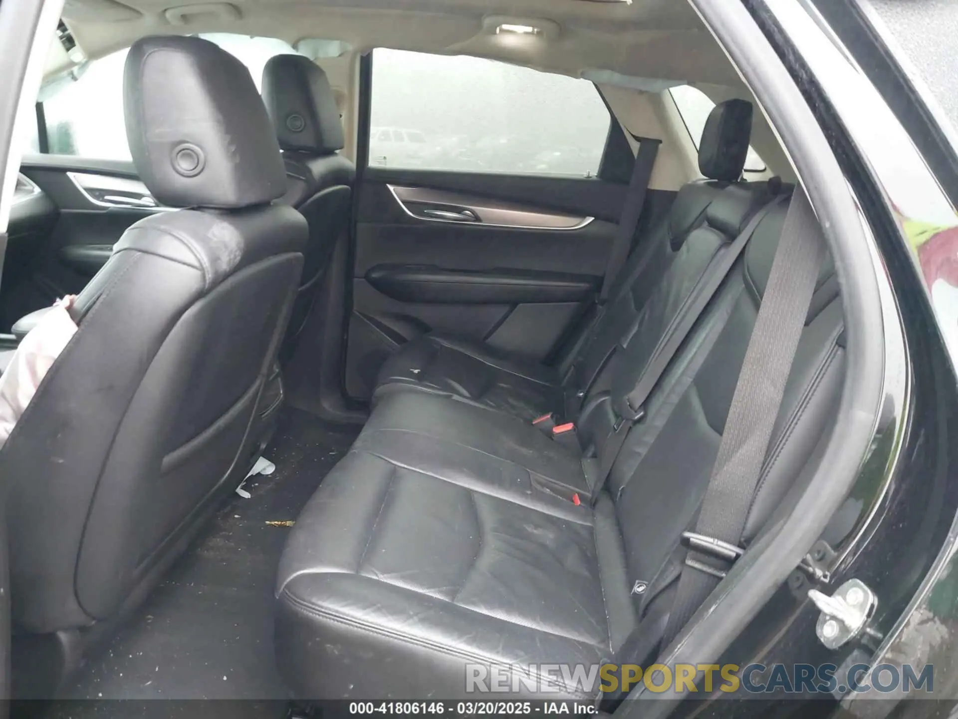 8 Photograph of a damaged car 1GYKNFRS8KZ239015 CADILLAC XT5 2019