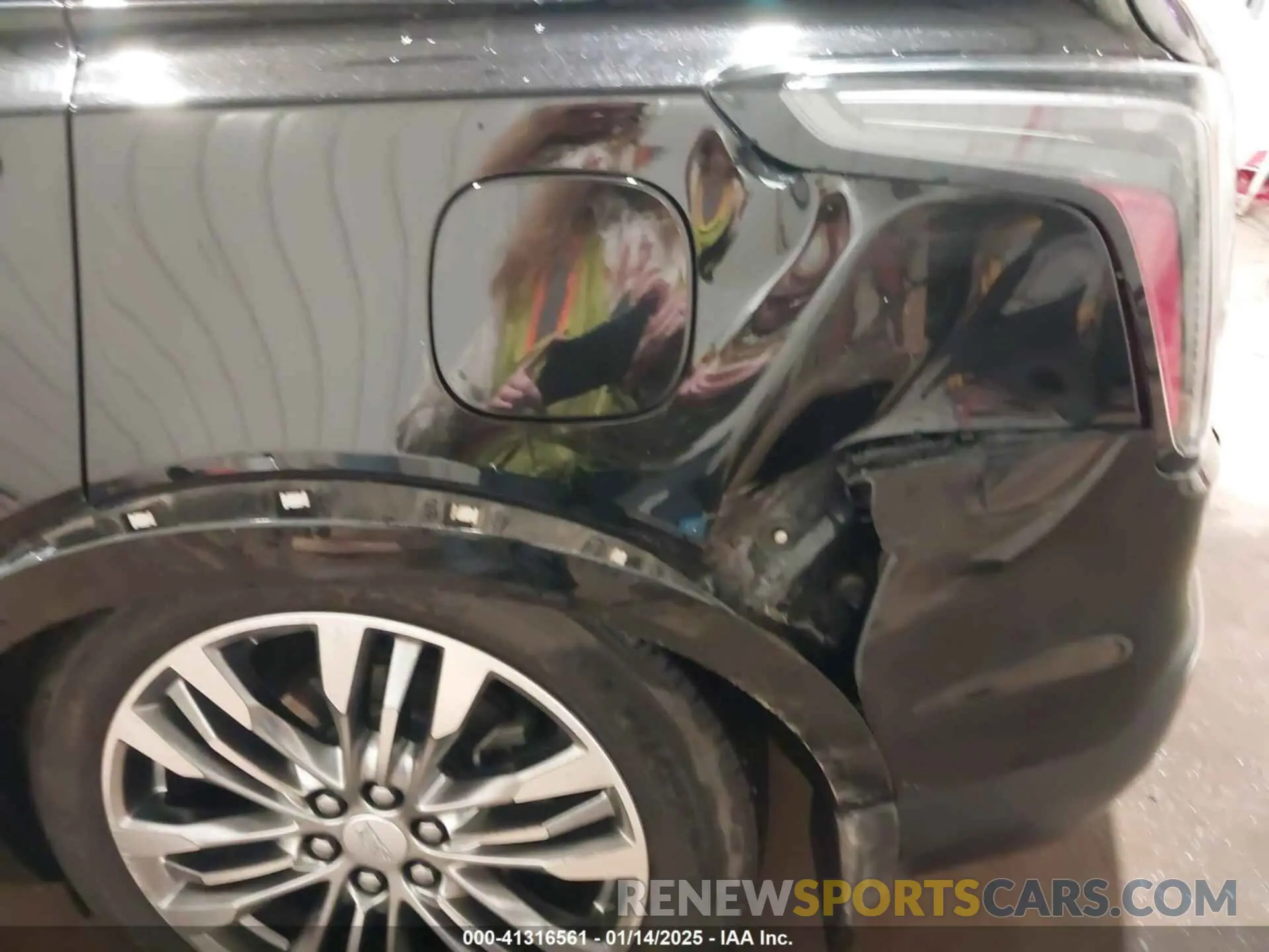 6 Photograph of a damaged car 1GYKNFRSXKZ189590 CADILLAC XT5 2019