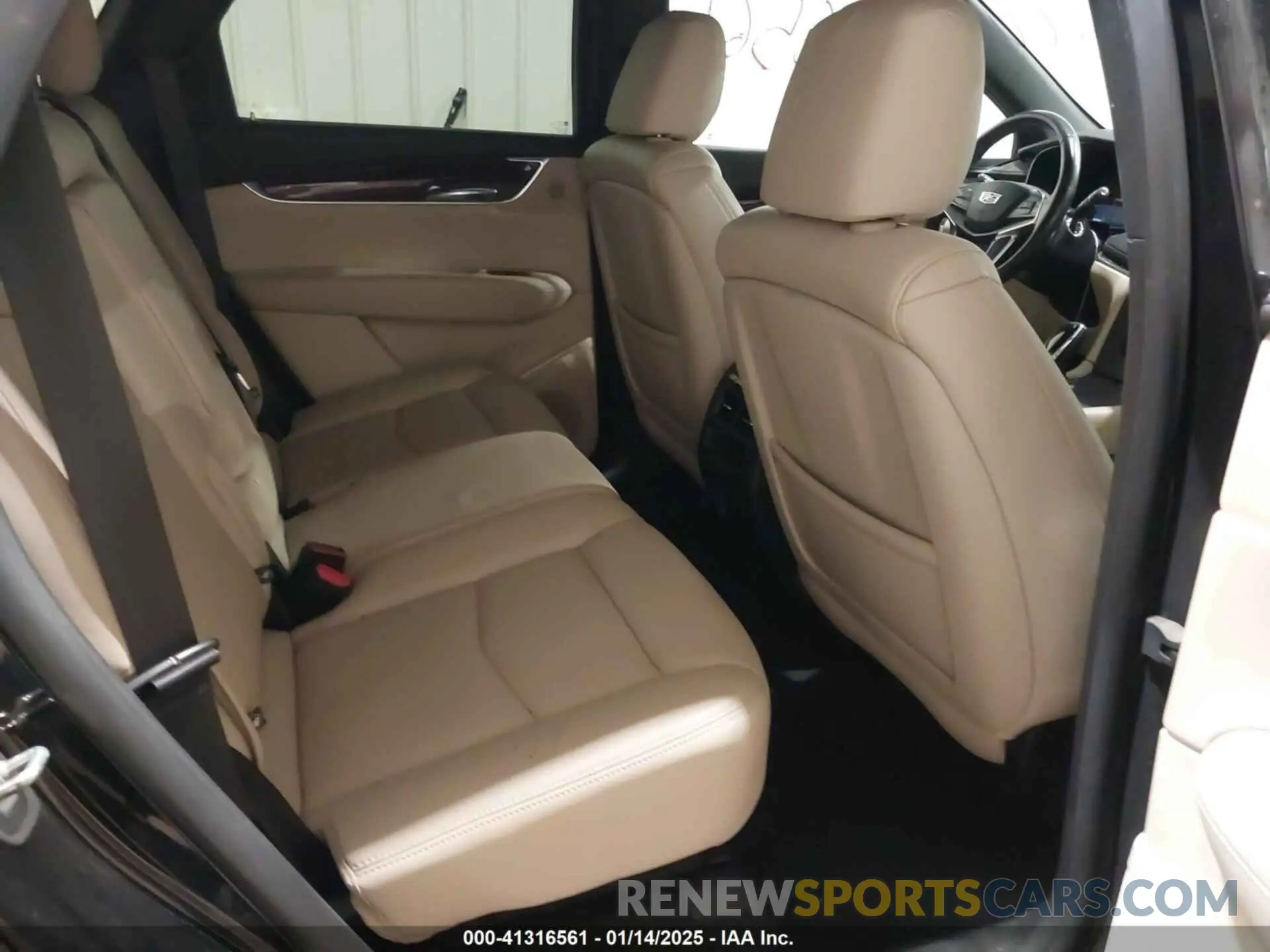8 Photograph of a damaged car 1GYKNFRSXKZ189590 CADILLAC XT5 2019