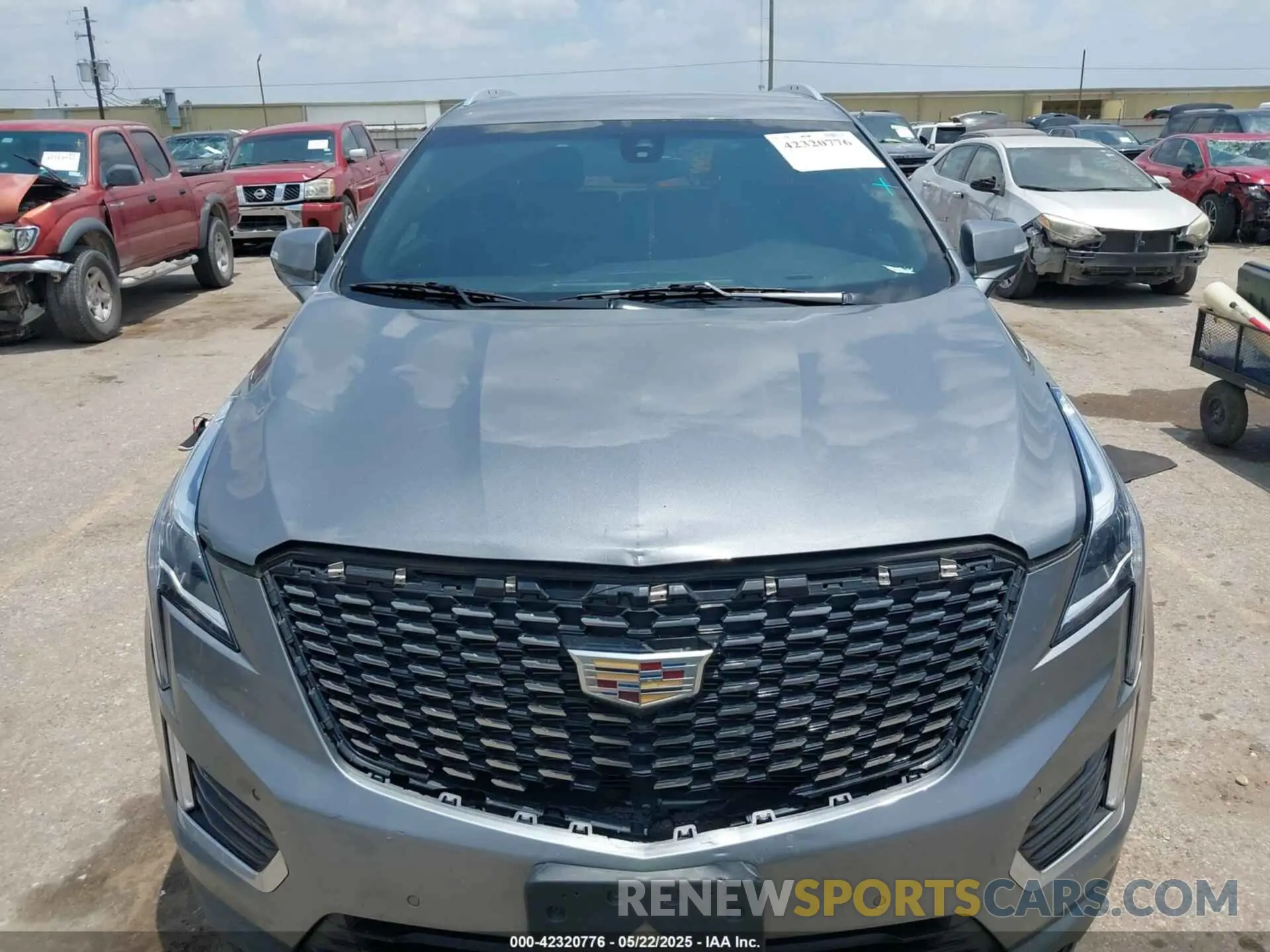 12 Photograph of a damaged car 1GYKNAR44LZ213453 CADILLAC XT5 2020