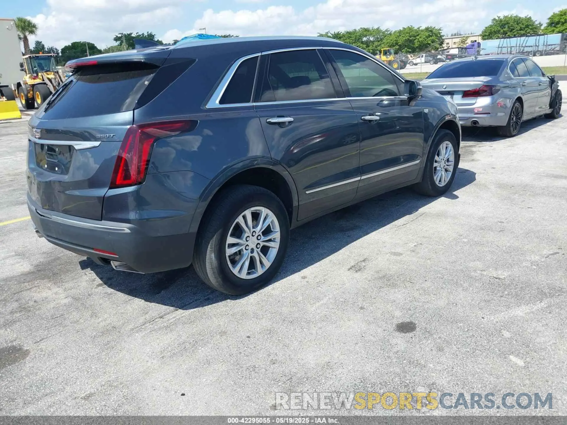 4 Photograph of a damaged car 1GYKNAR45LZ224459 CADILLAC XT5 2020